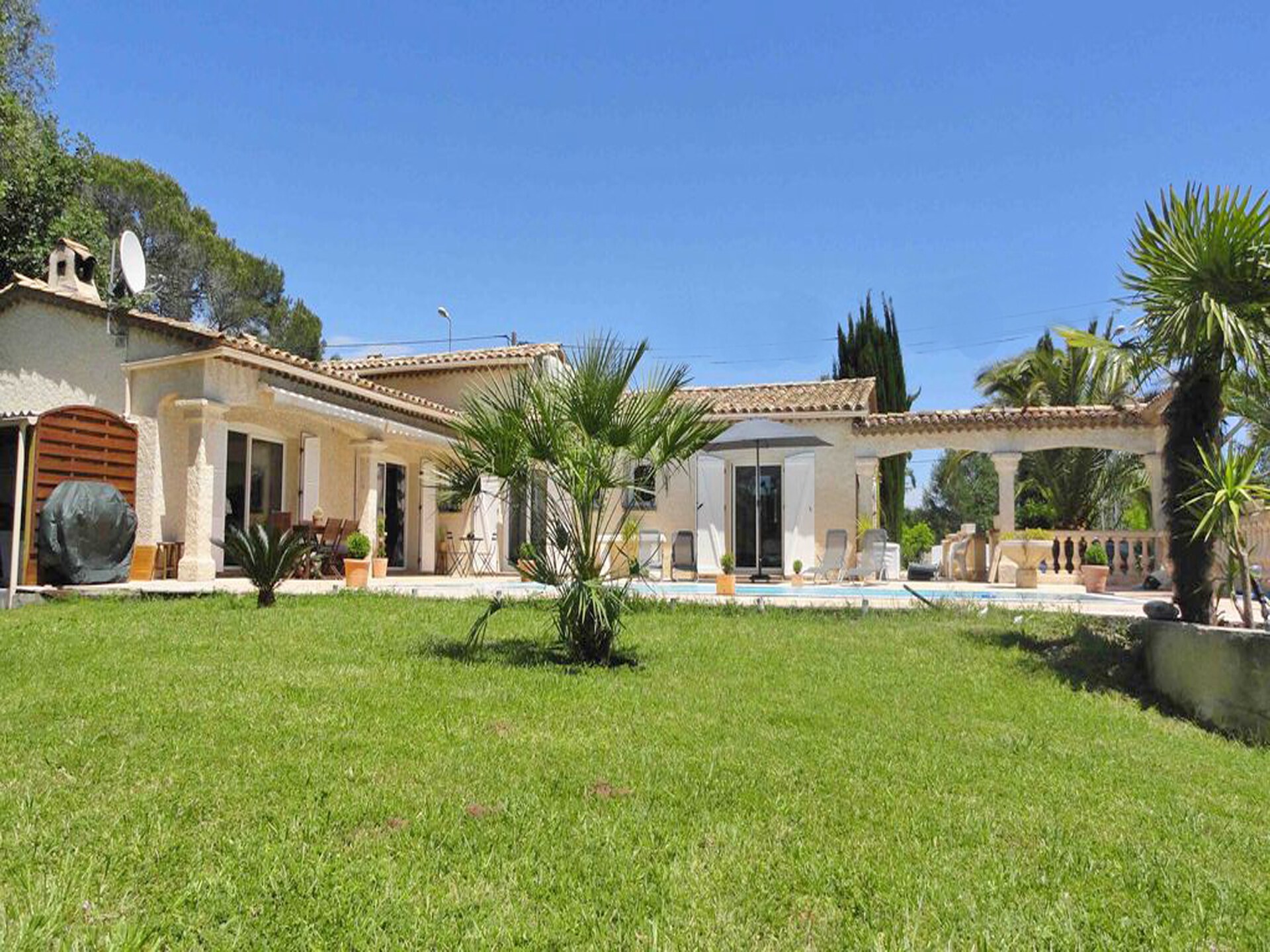 Villa Suvieres: Luxe vrijstaande villa met privézwembad aan de golfbaan in Puget-sur-Argens - foto 9
