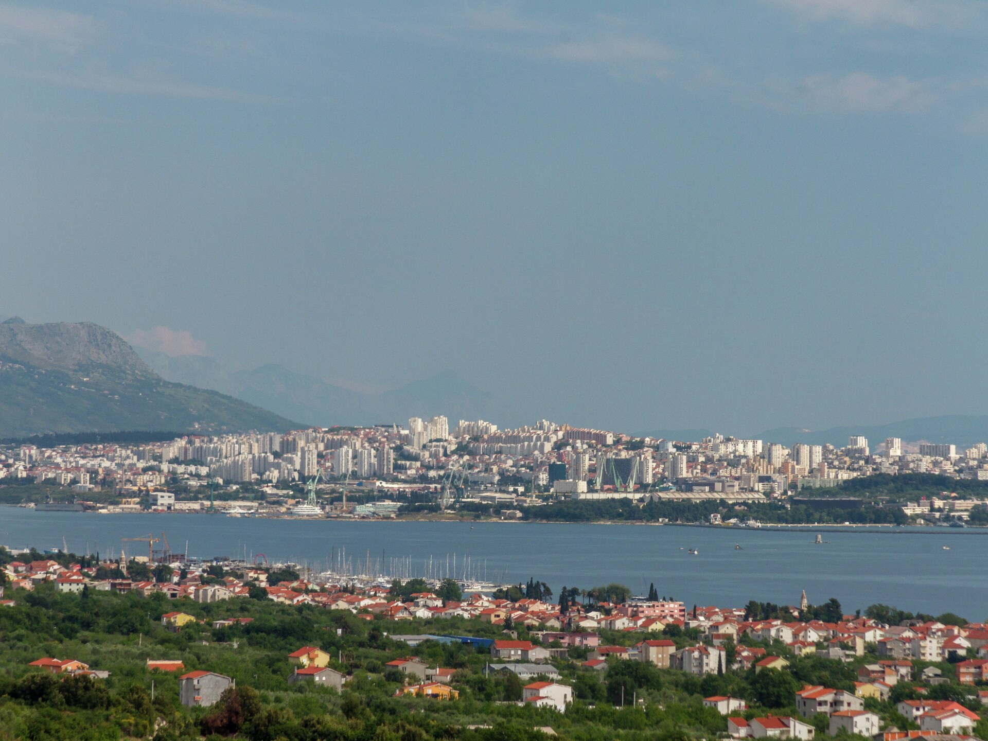 Modern Panorama Apartment in rustig Kaštel Stari - foto 18