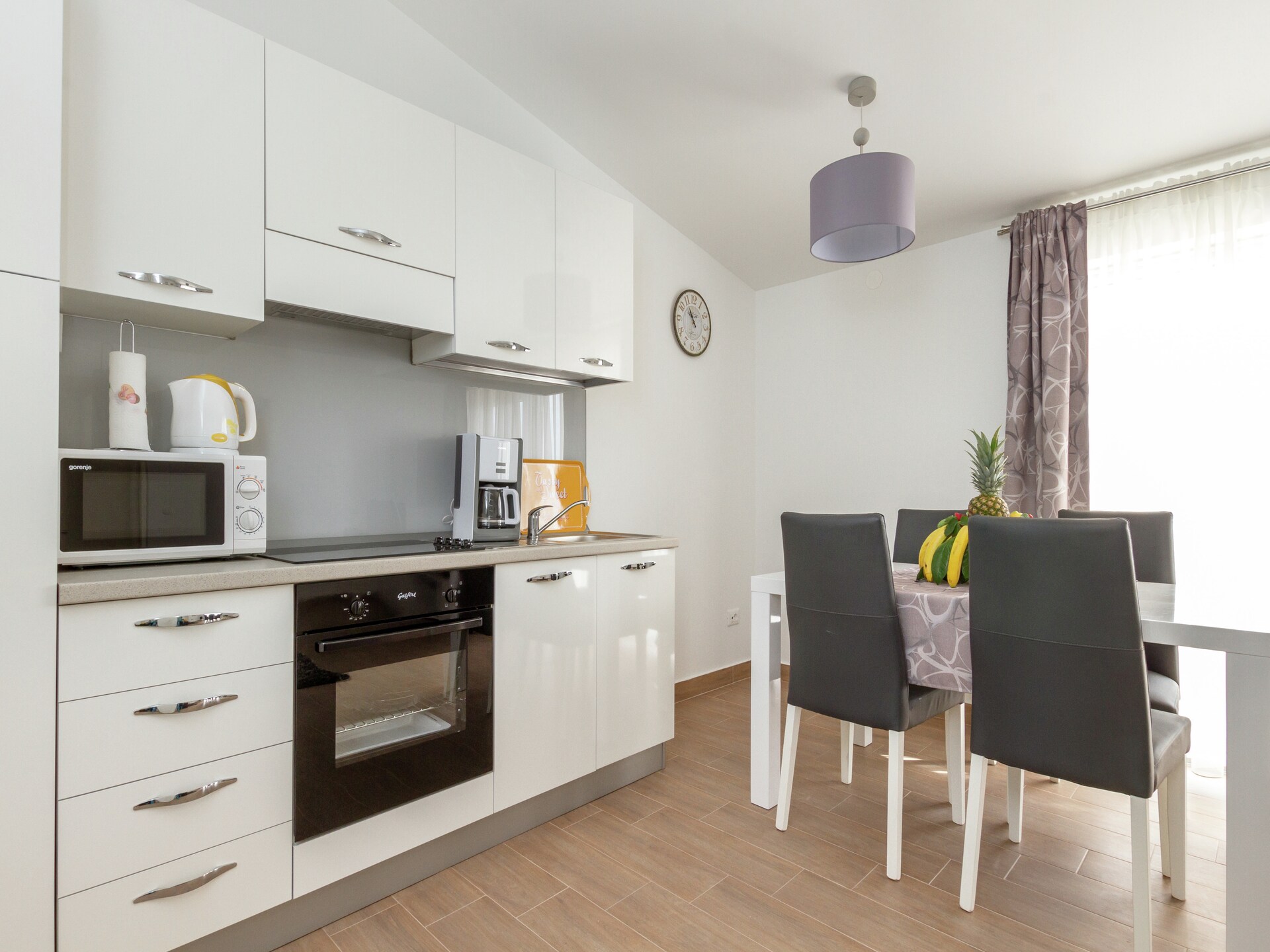 Modern Panorama Apartment in rustig Kaštel Stari - foto 10
