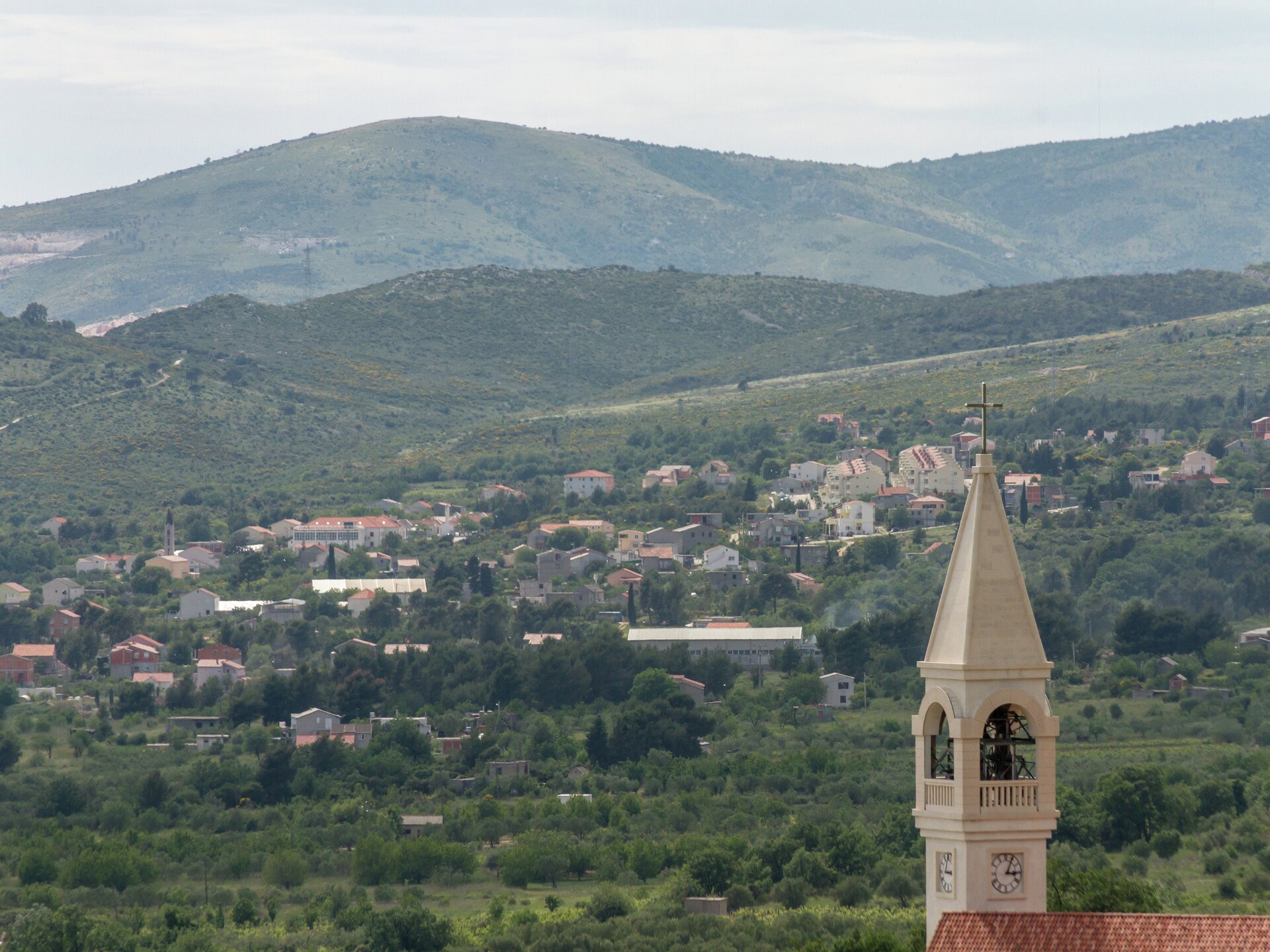 Modern Panorama Apartment in rustig Kaštel Stari - foto 37