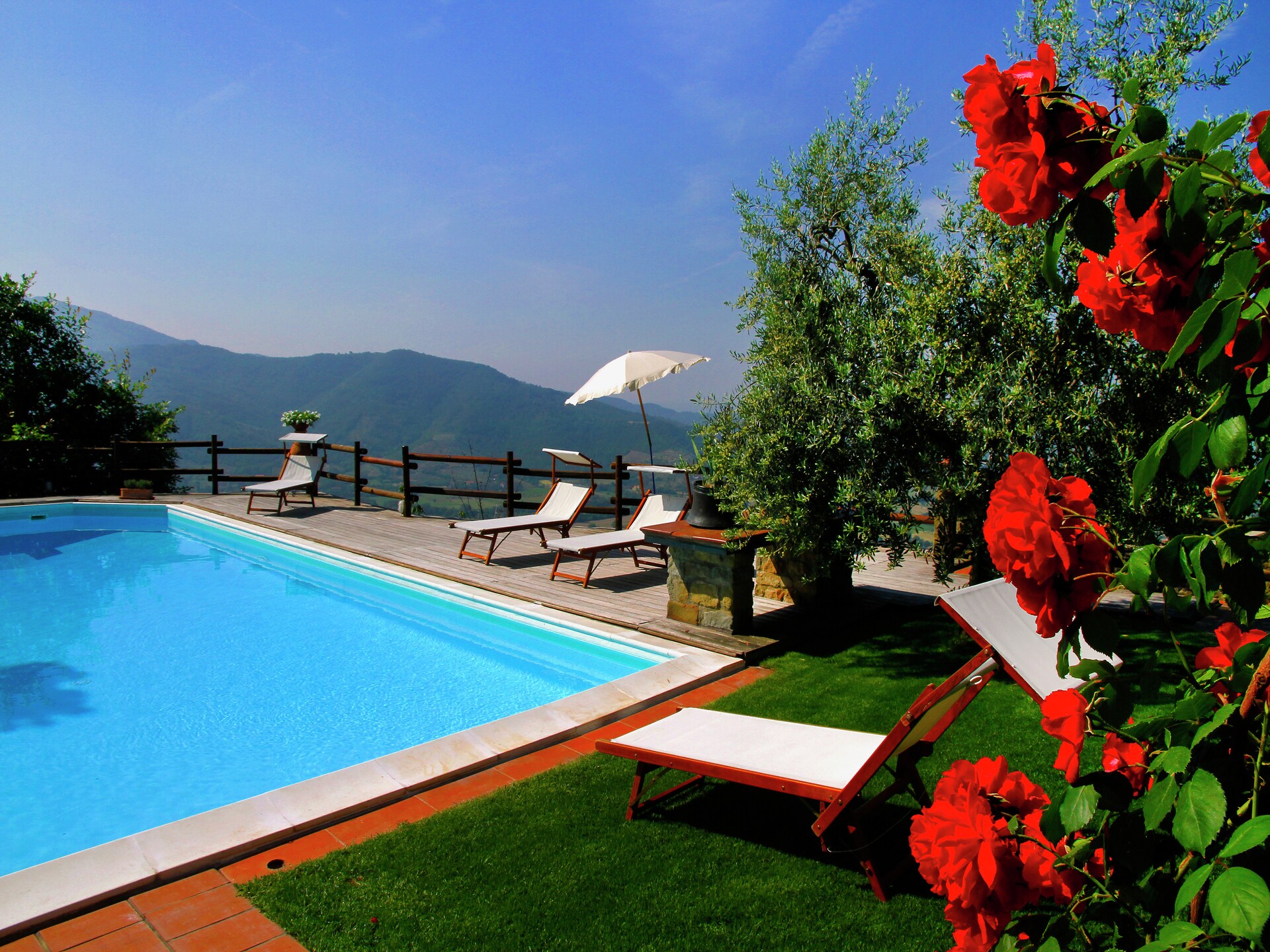 Villa la Foce: panoramische villa met privézwembad in Toscane - foto 6