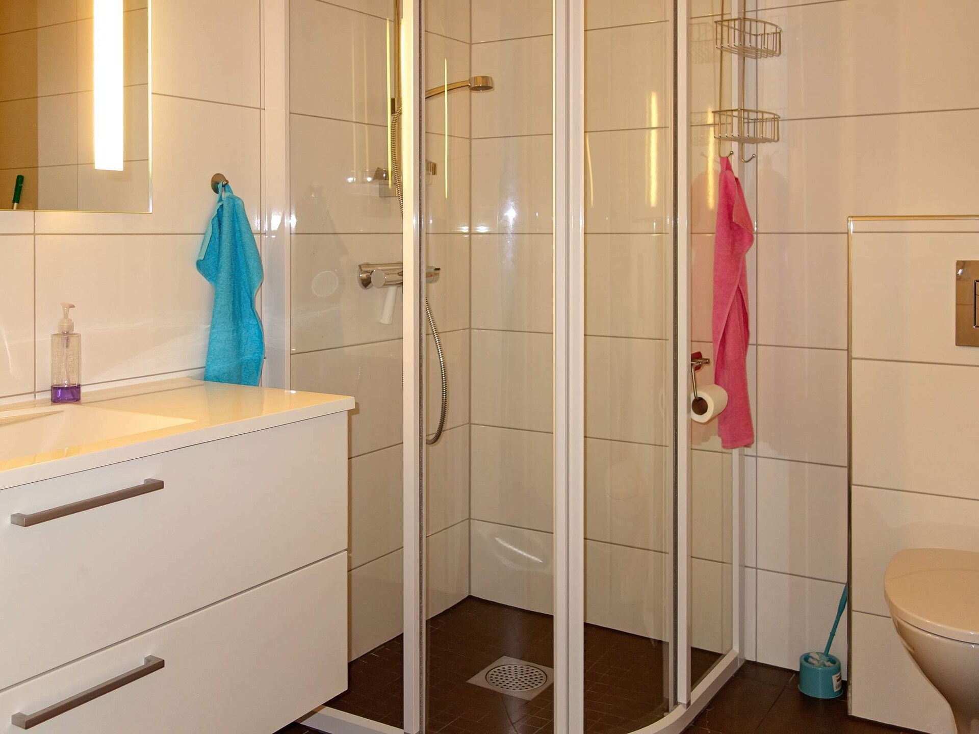 6-persoons modern appartement met fjordzicht in centrum Farsund - foto 11