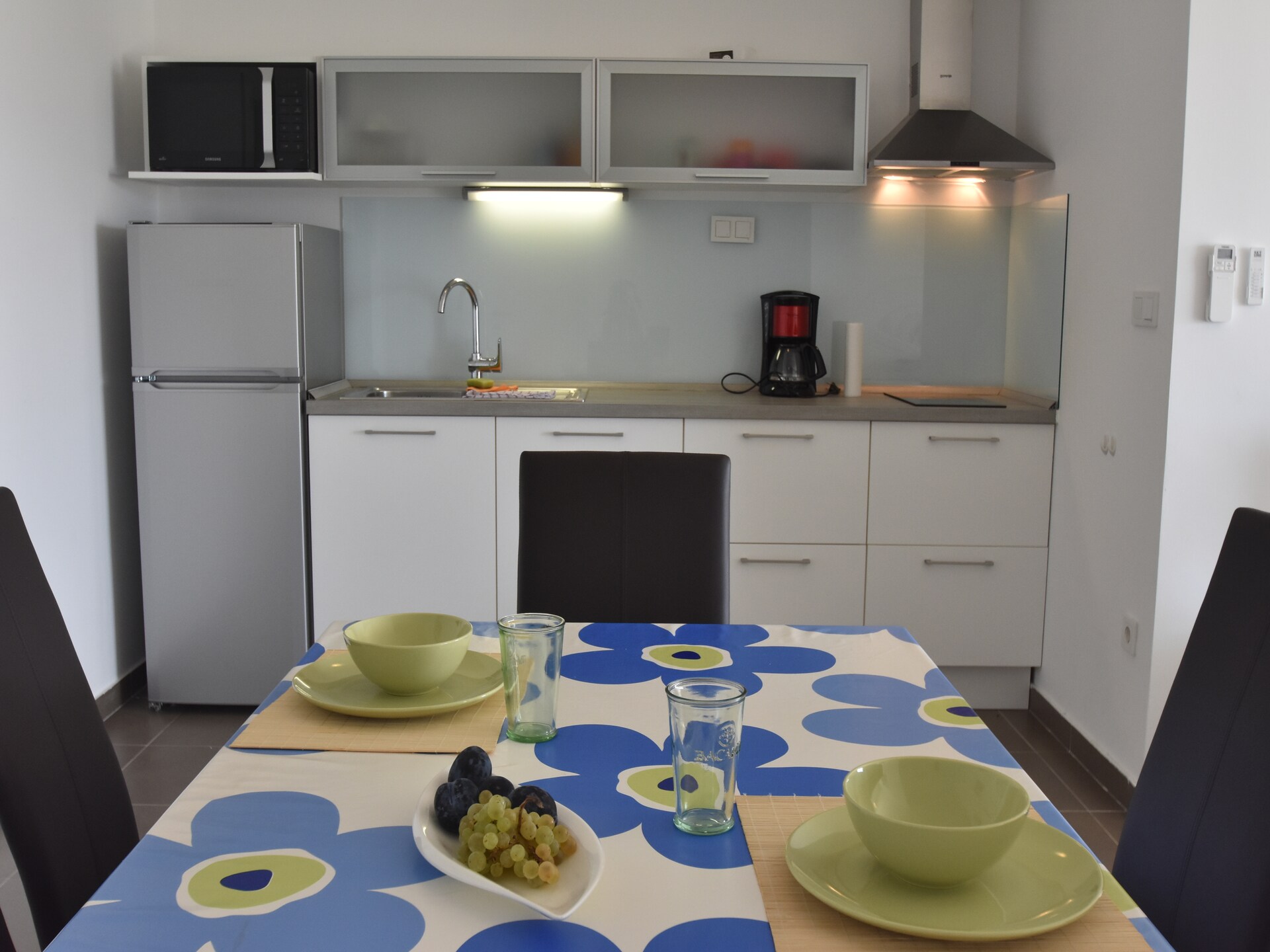 Aan het strand: modern appartement in Šibenik voor 4 personen - foto 8