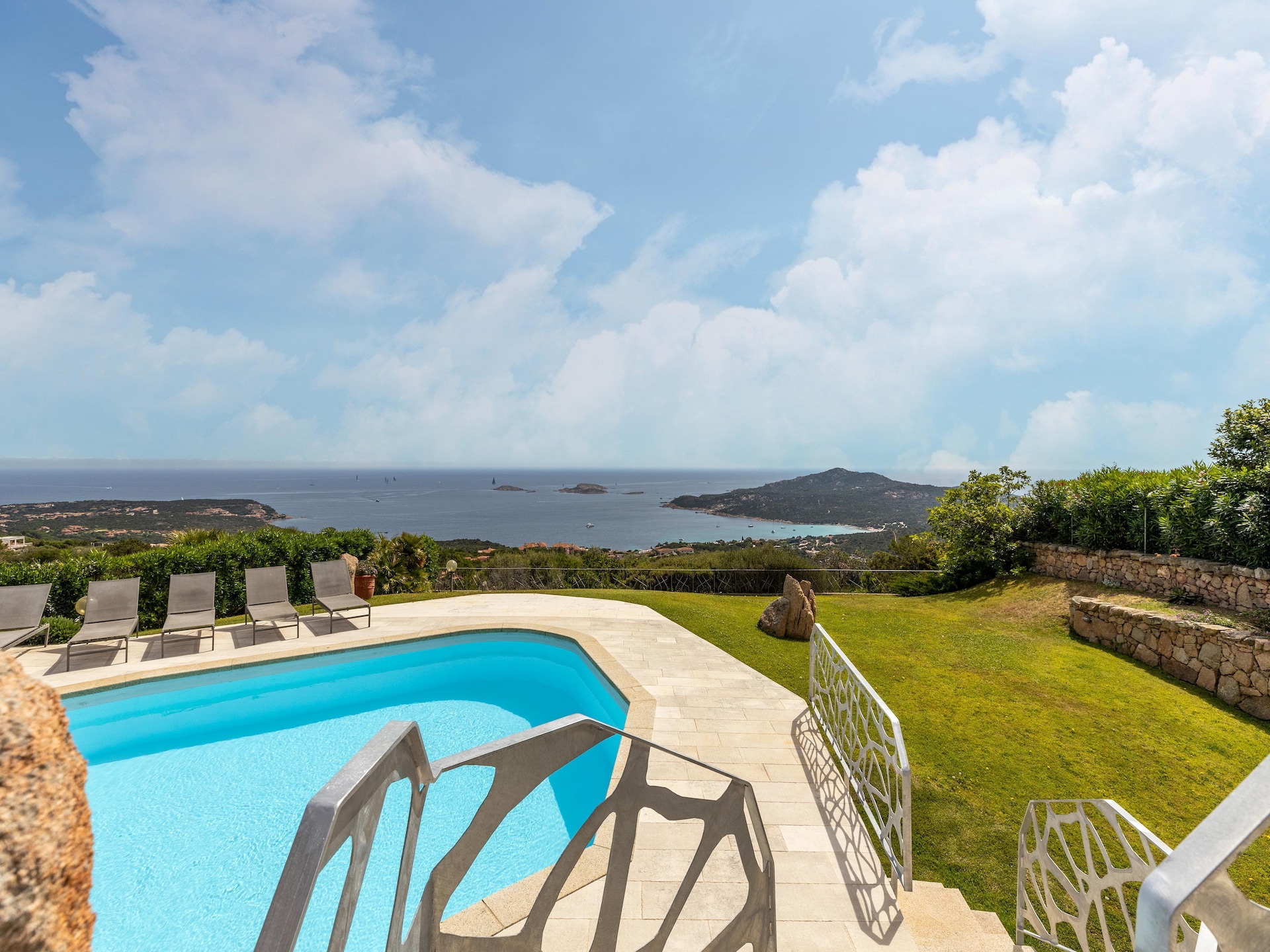 Villa Paradiso 3: Luxe villa aan de golfbaan bij Porto Cervo voor 14 personen - foto 37