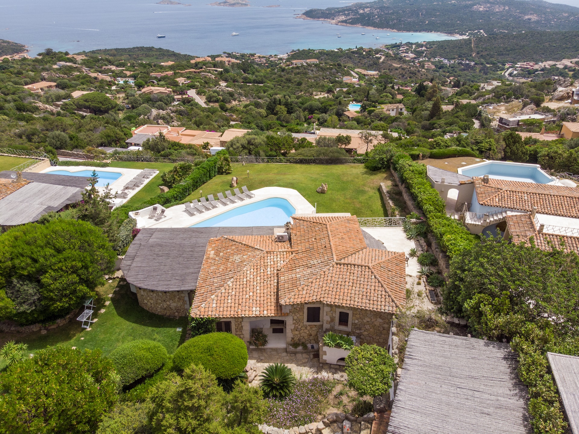 Villa Paradiso 3: Luxe villa aan de golfbaan bij Porto Cervo voor 14 personen - foto 38