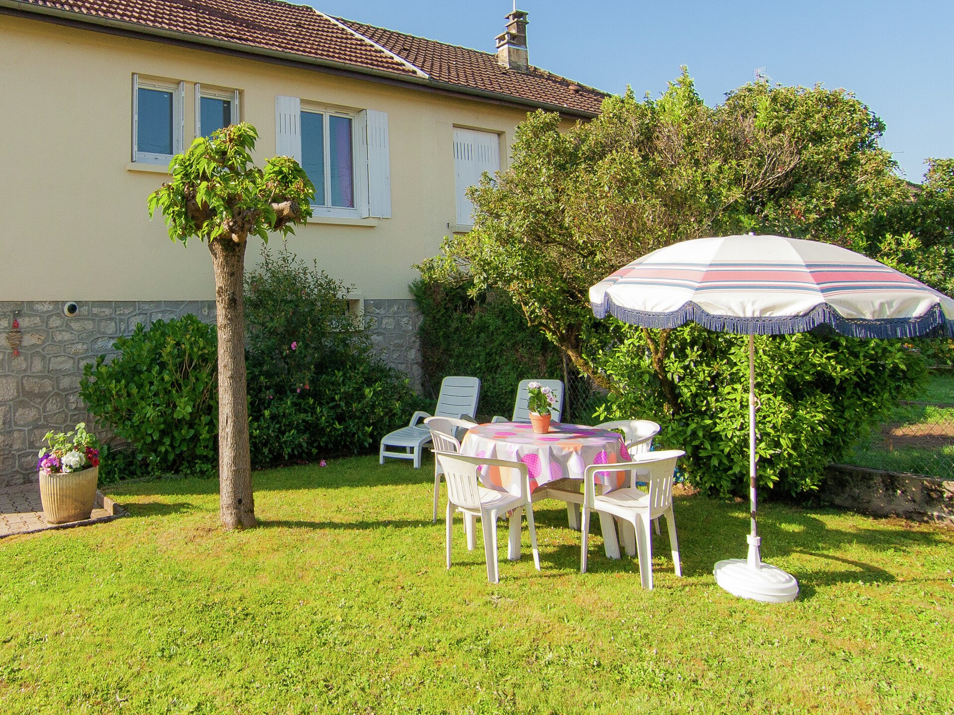 Knus vakantiehuis met privétuin in Malemort-sur-Corrèze - foto 6