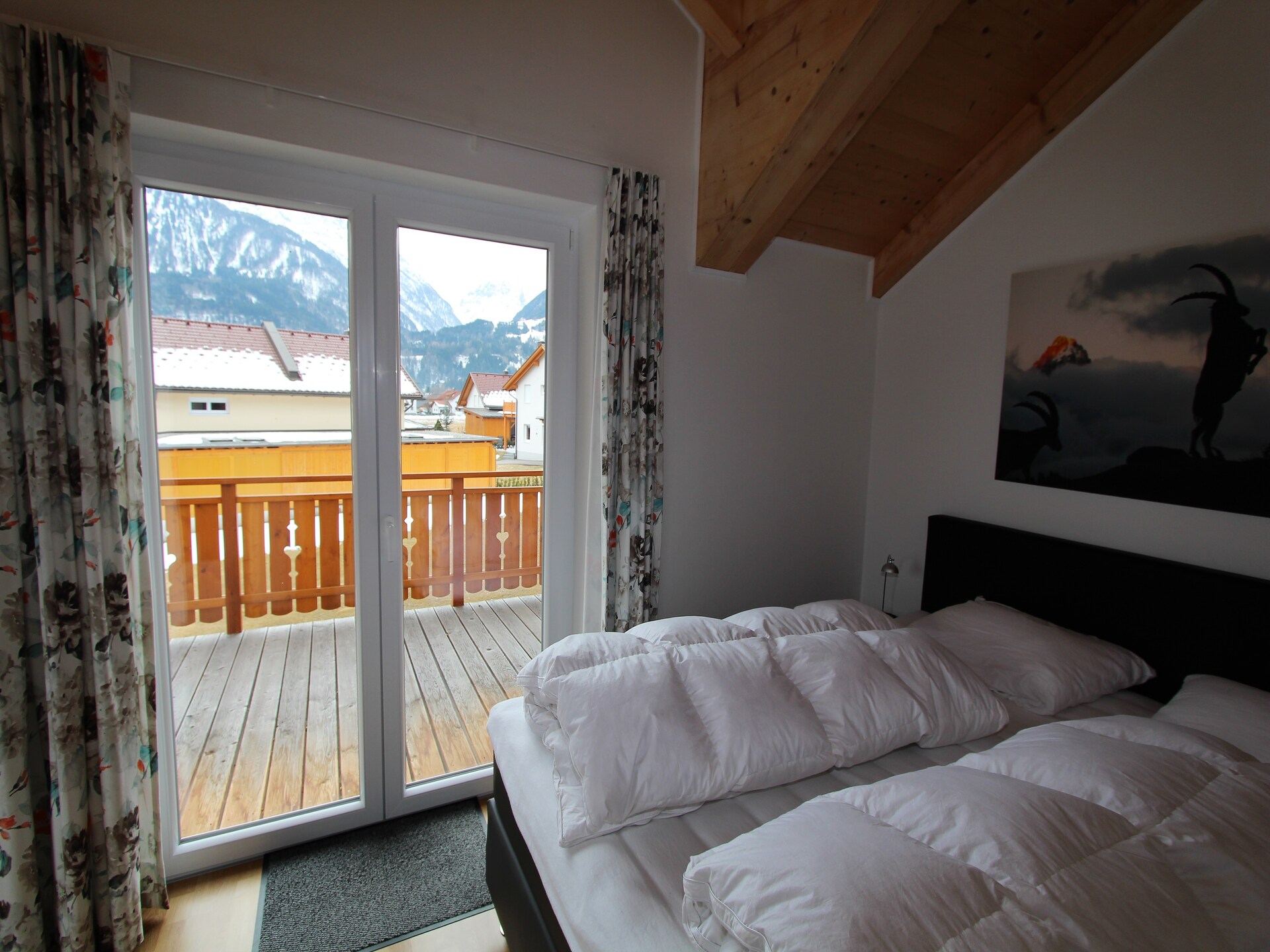 Modern chalet voor 6 personen aan de bosrand, vlakbij skilift en centrum - foto 14