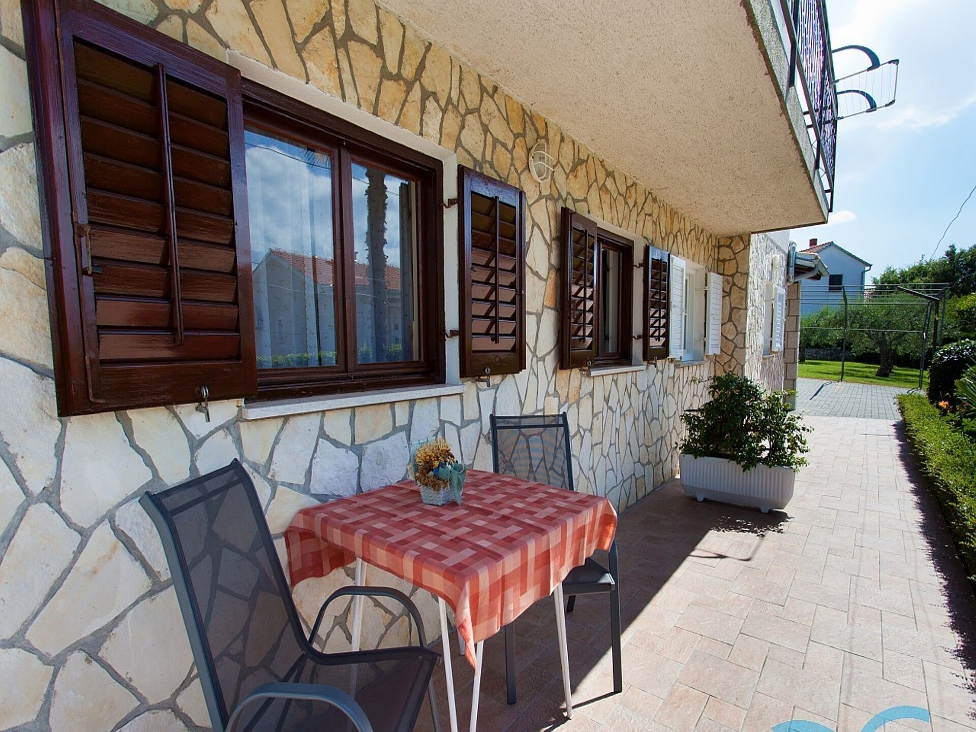 Knus appartement voor 2 bij zee in Malinska, Krk - foto 6