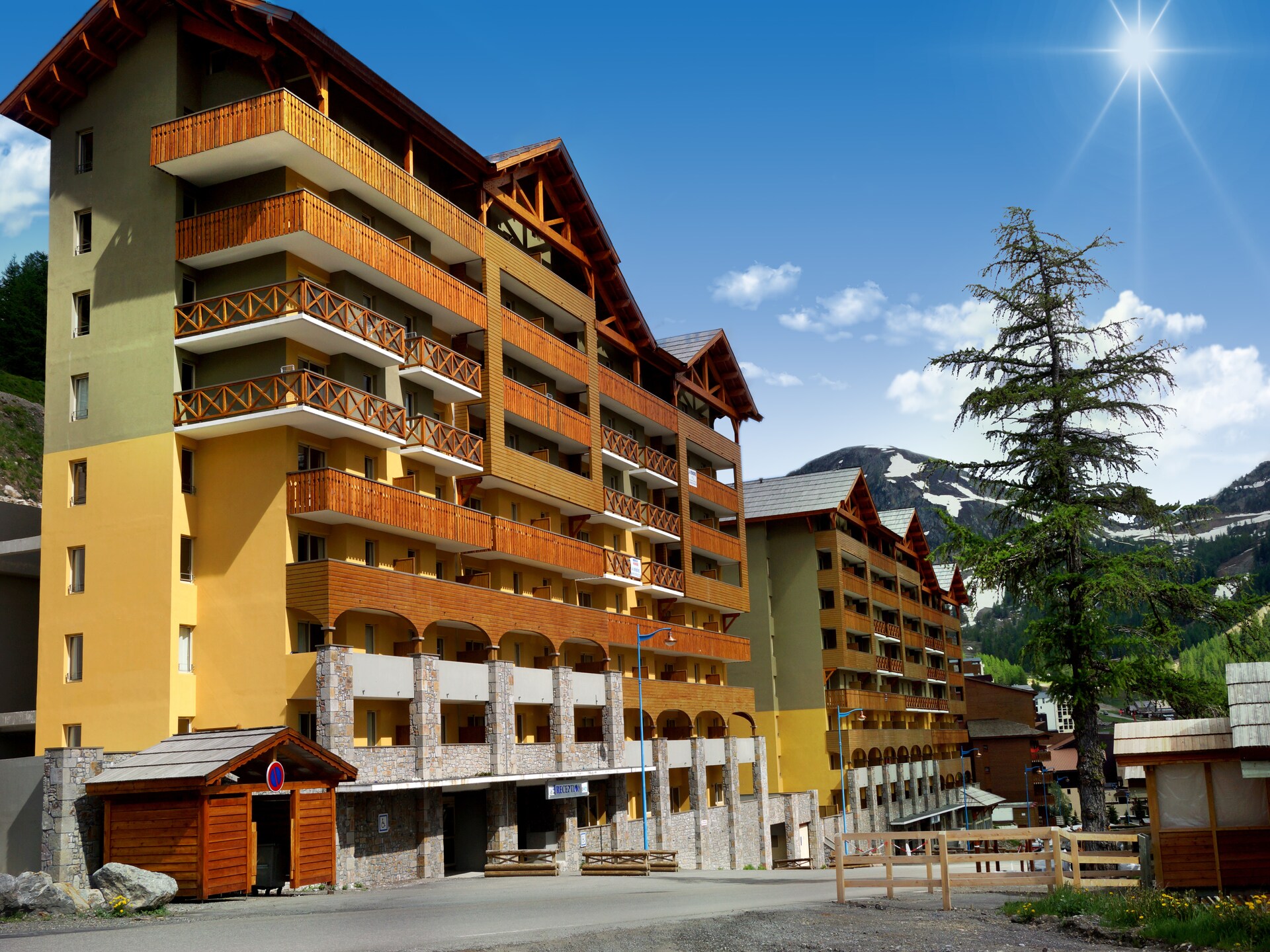Appartement 6p in Le Hameau, Isola 2000 – vlakbij de piste met balkon - foto 1