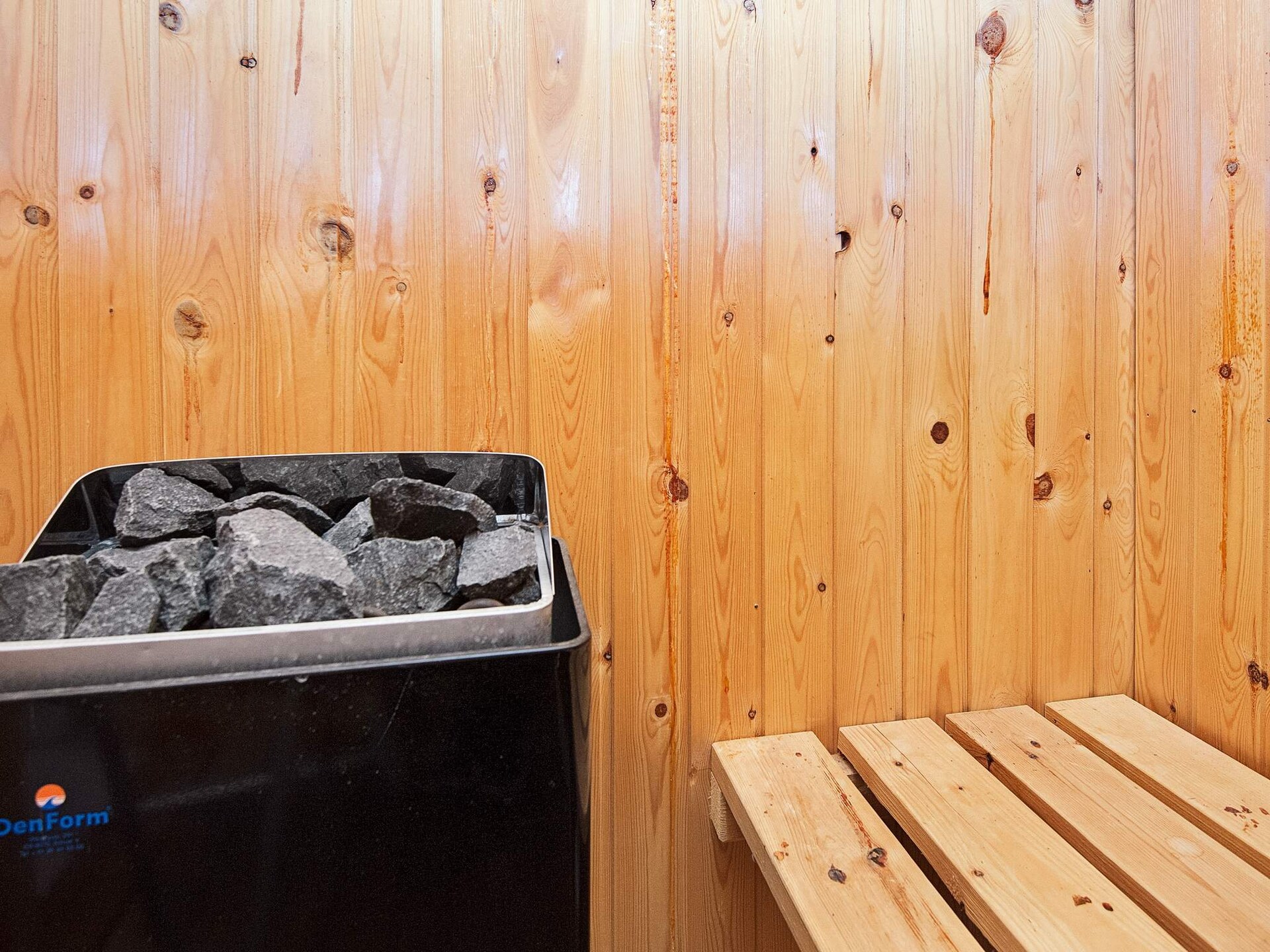 Vrijstaand vakantiehuis met sauna & whirlpool op 300m van de zee in Rindby - foto 34
