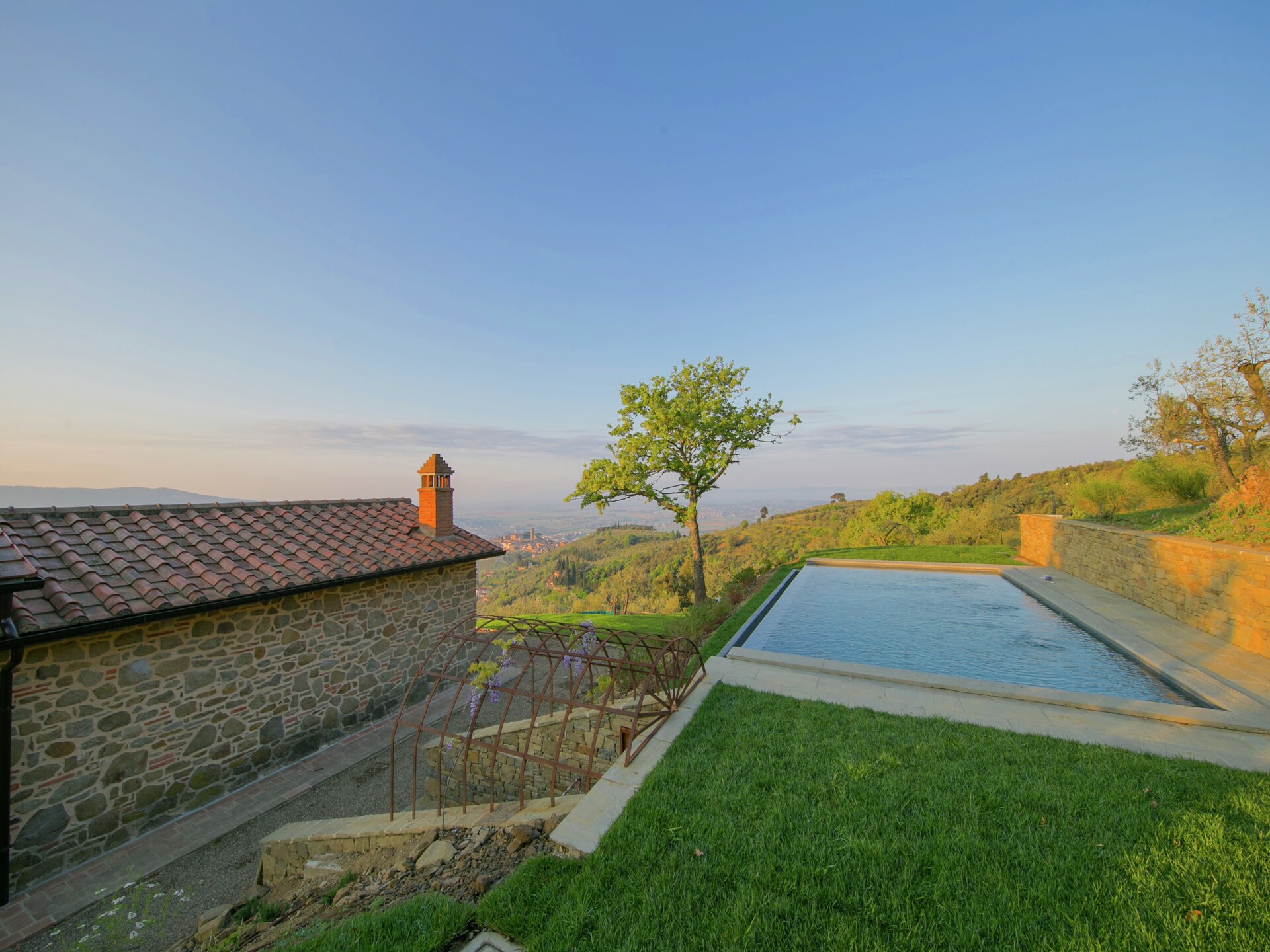 Villa met privézwembad en panoramisch uitzicht in Castiglion Fiorentino - foto 1