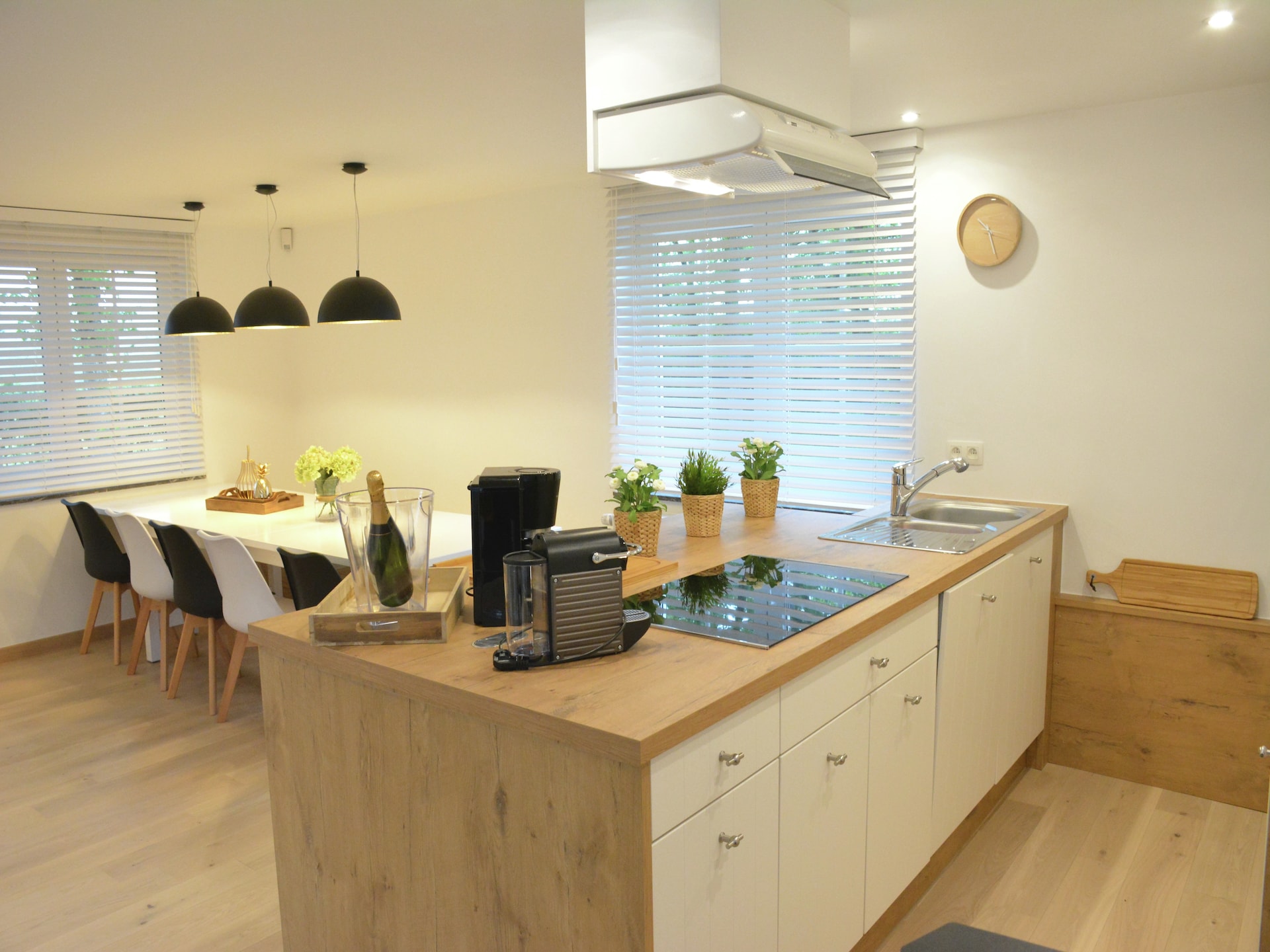 8-persoons vakantiehuis met 5 suites in Serinchamps - foto 4