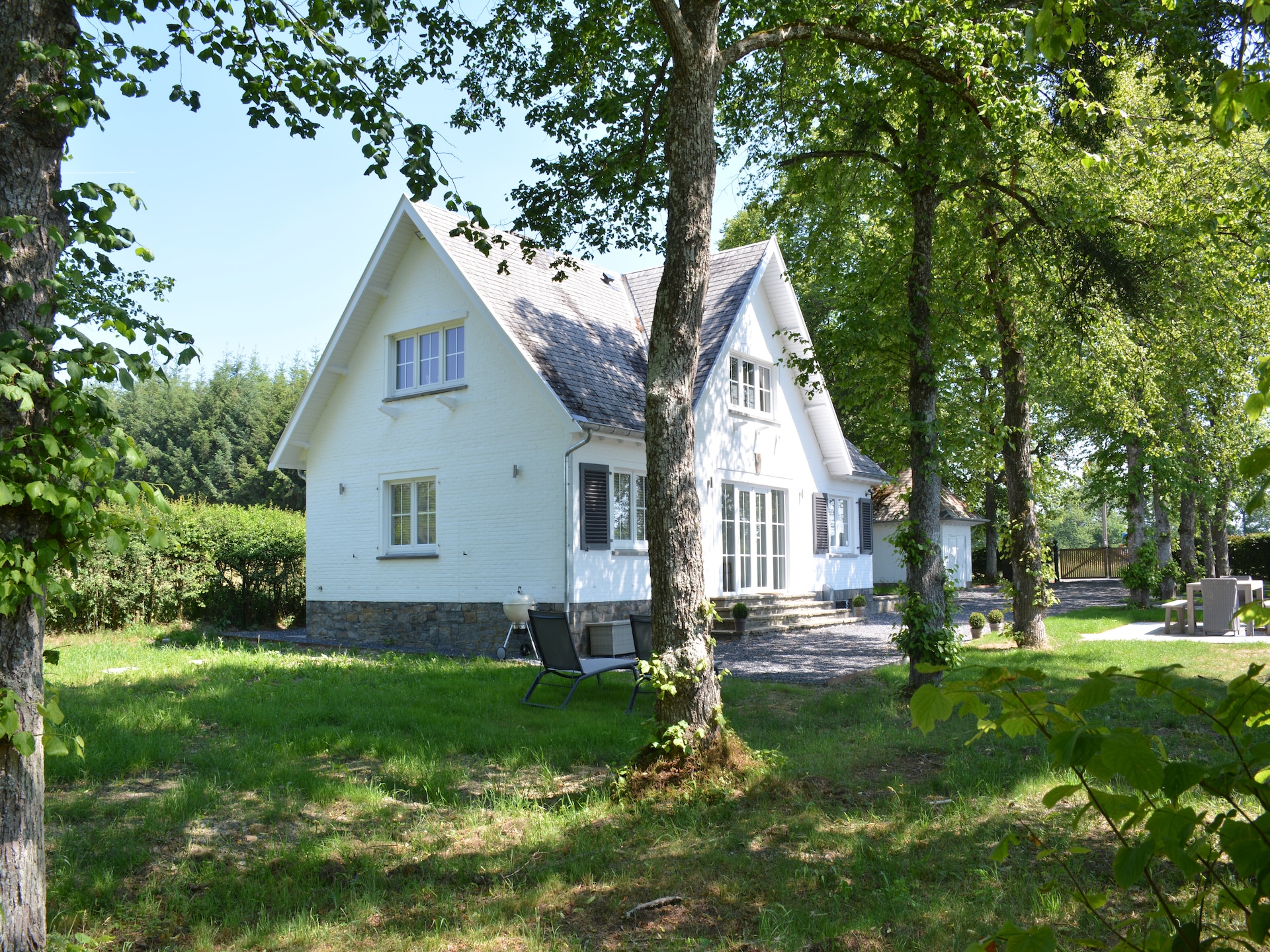 8-persoons vakantiehuis met 5 suites in Serinchamps - foto 1