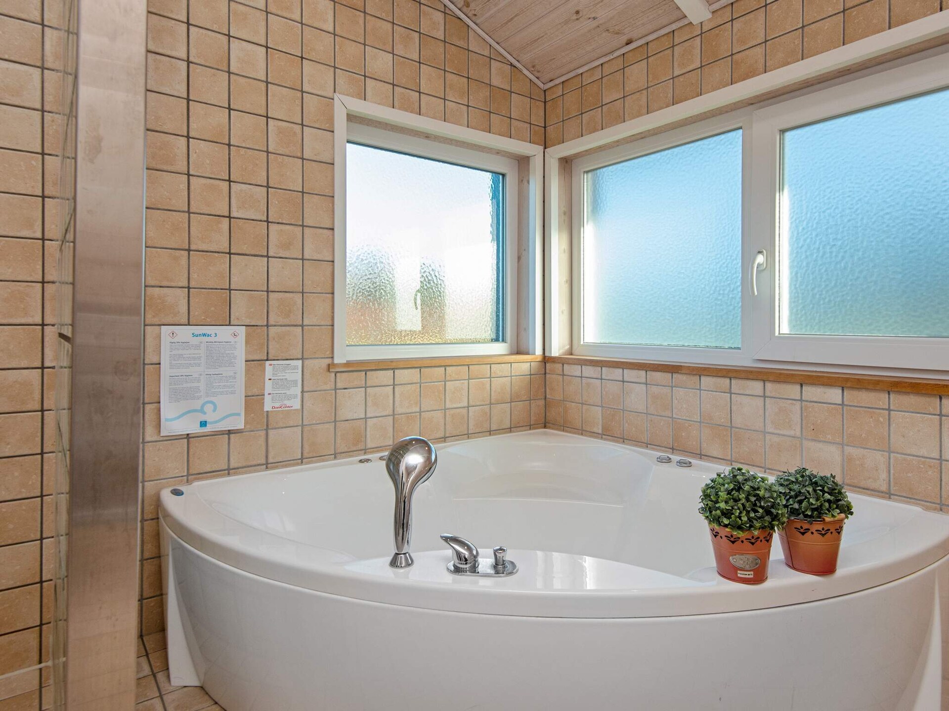 Modern vakantiehuis met whirlpool en sauna op 600m van de zee bij Skaven Strand - foto 13