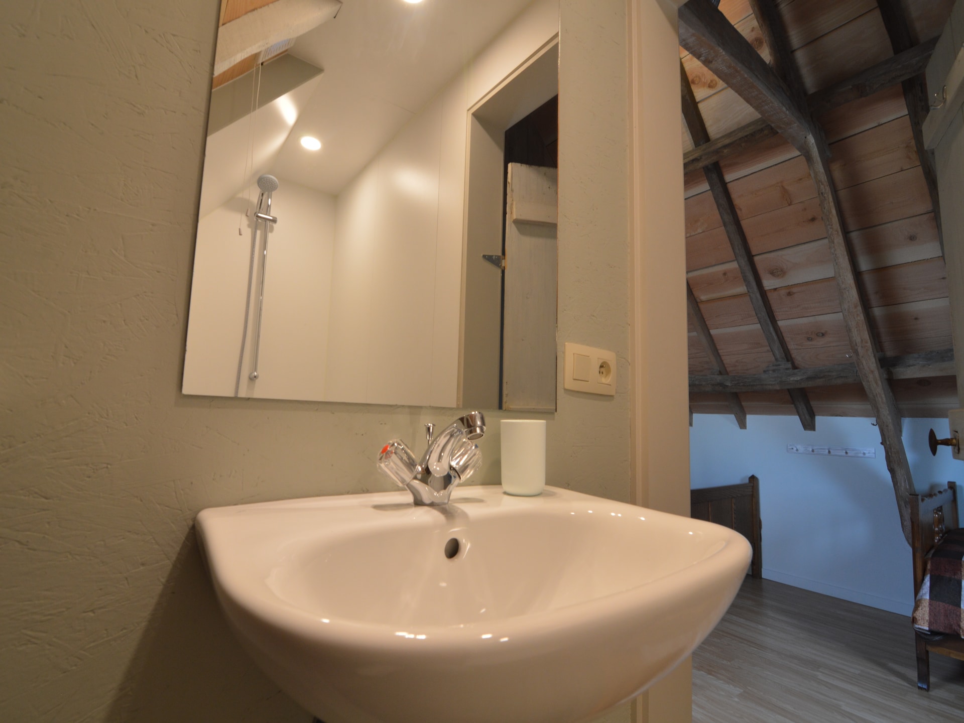 In het centrum: ruim 14-persoons vakantiehuis in Roesbrugge-Haringe - foto 37