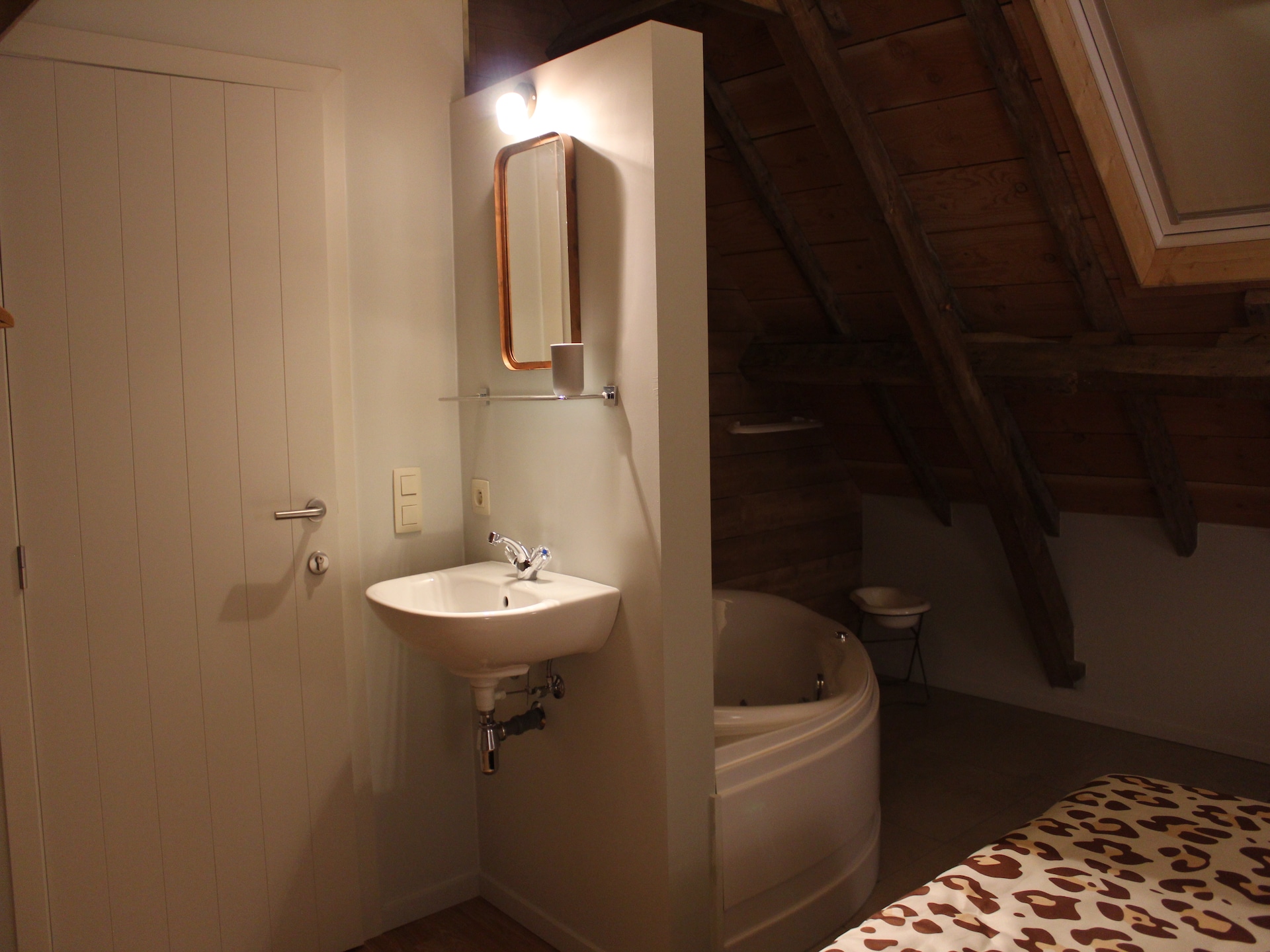 In het centrum: ruim 14-persoons vakantiehuis in Roesbrugge-Haringe - foto 27