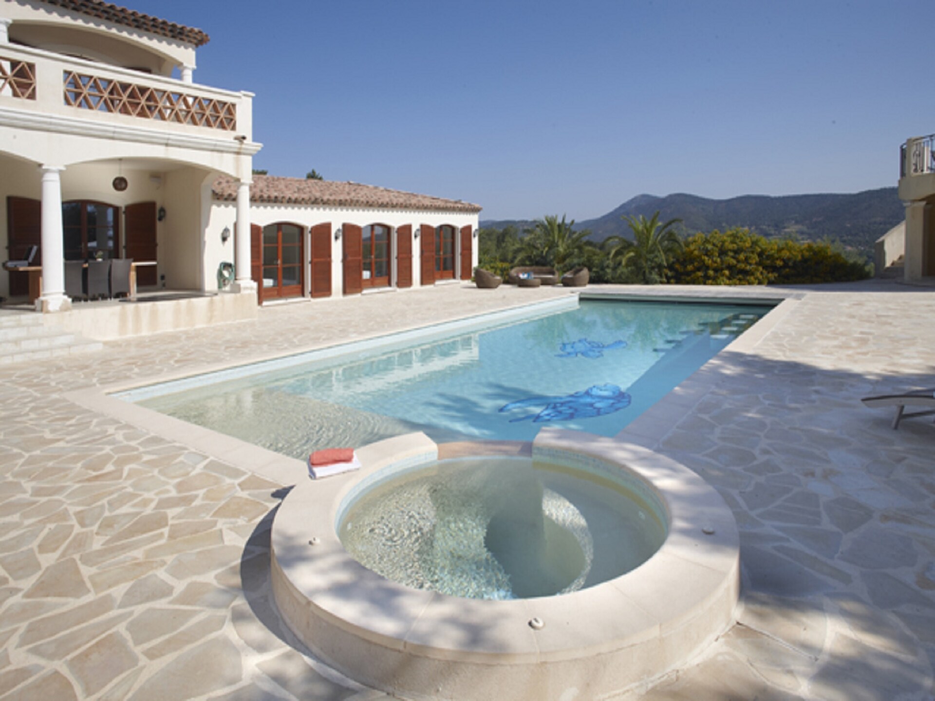 Ruime villa voor 12 personen met privézwembad bij Sainte-Maxime - foto 1