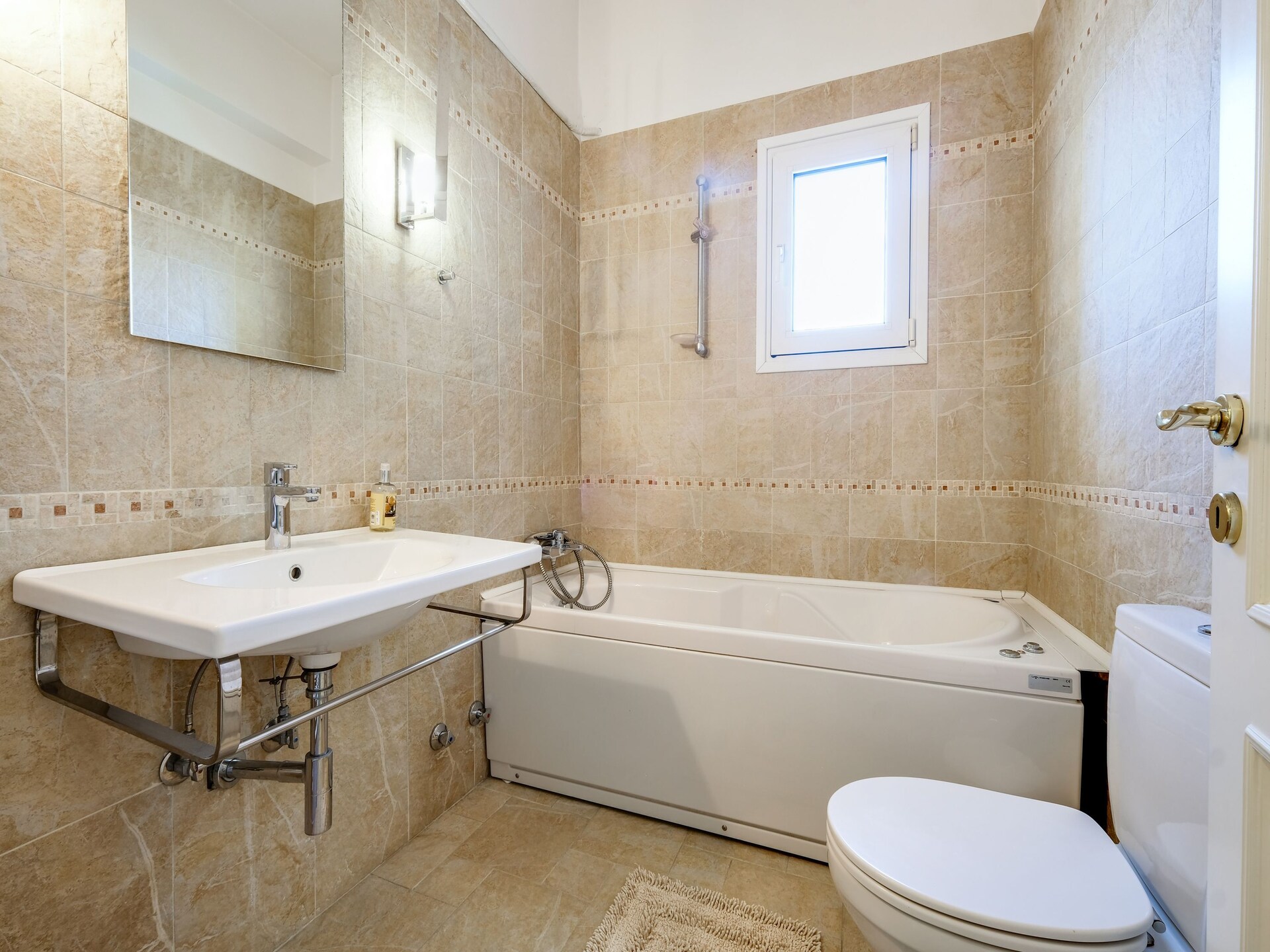 Casa Bianca: ruime villa met tuin en bubbelbad op 4 km van Corfu-stad - foto 34