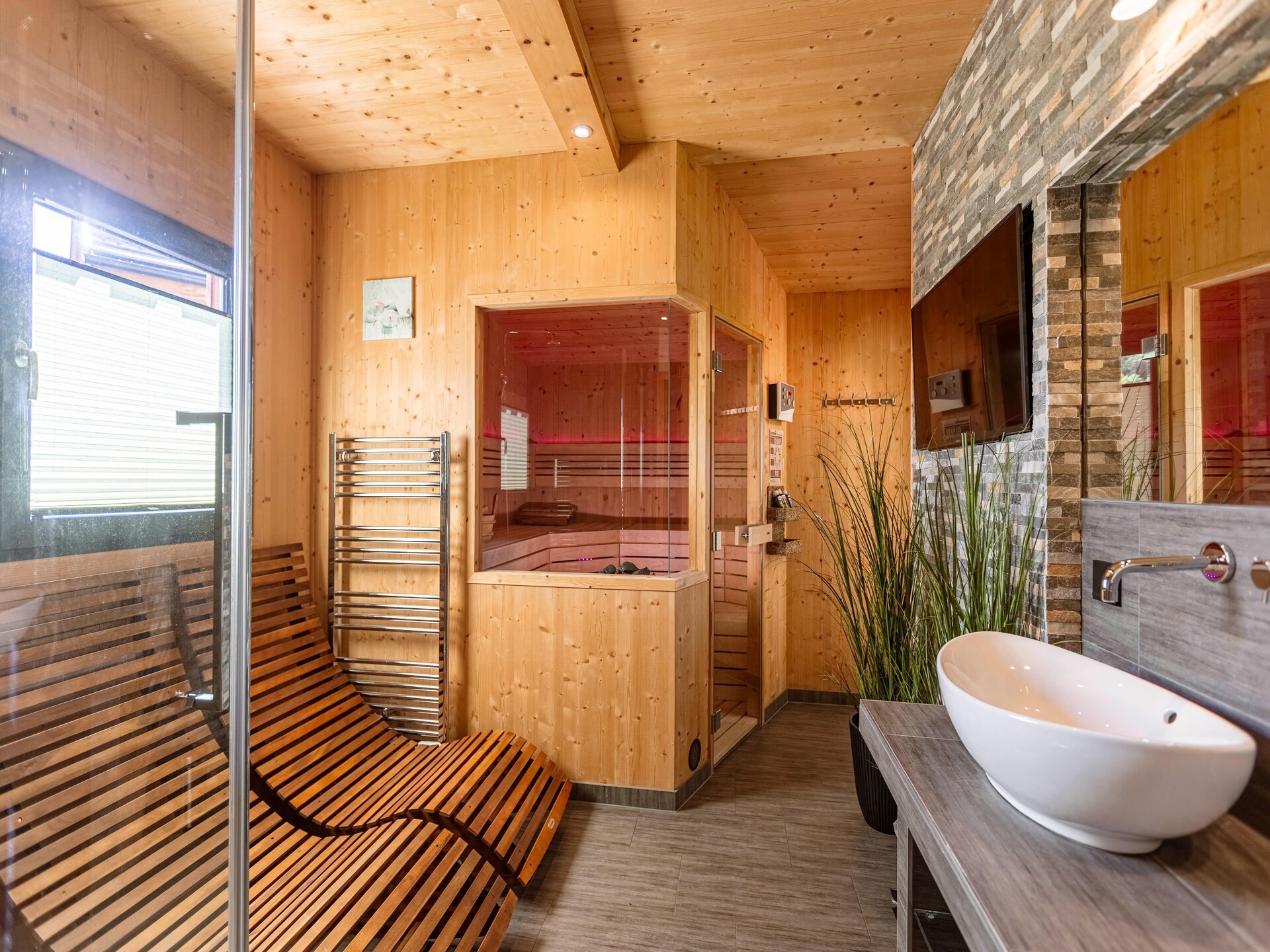 Luxe chalet Kreischberg 29: ski-in/ski-out met sauna en whirlpool voor 11 personen - foto 5