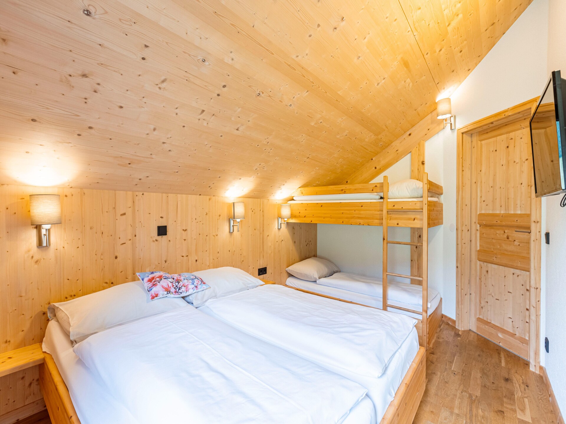Luxe chalet Kreischberg 29: ski-in/ski-out met sauna en whirlpool voor 11 personen - foto 17