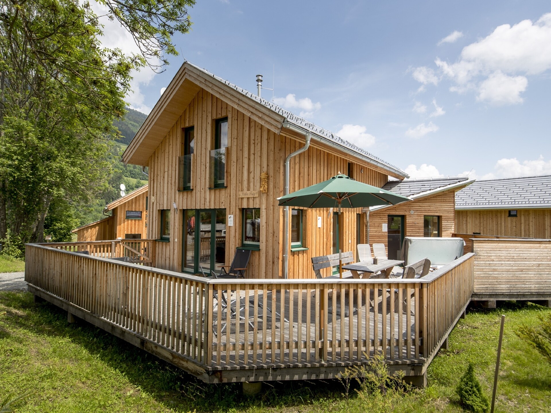 Luxe chalet aan het meer en de piste in Sankt Georgen am Kresichberg · 8 pers. - foto 1