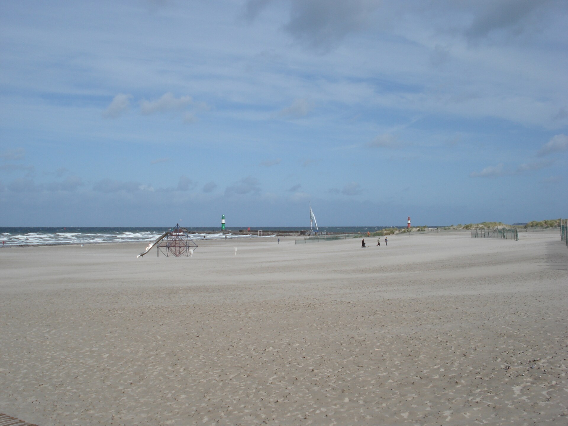 Vrijstaande bungalow direct aan het meer, 20 meter van het strand - foto 37