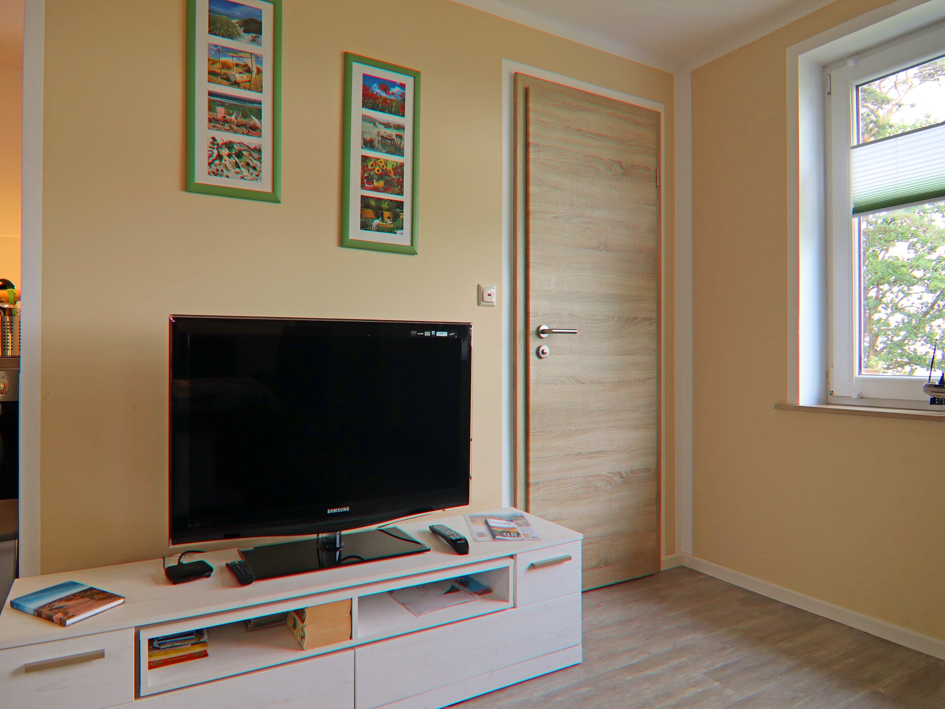 Vrijstaande bungalow direct aan het meer, 20 meter van het strand - foto 12
