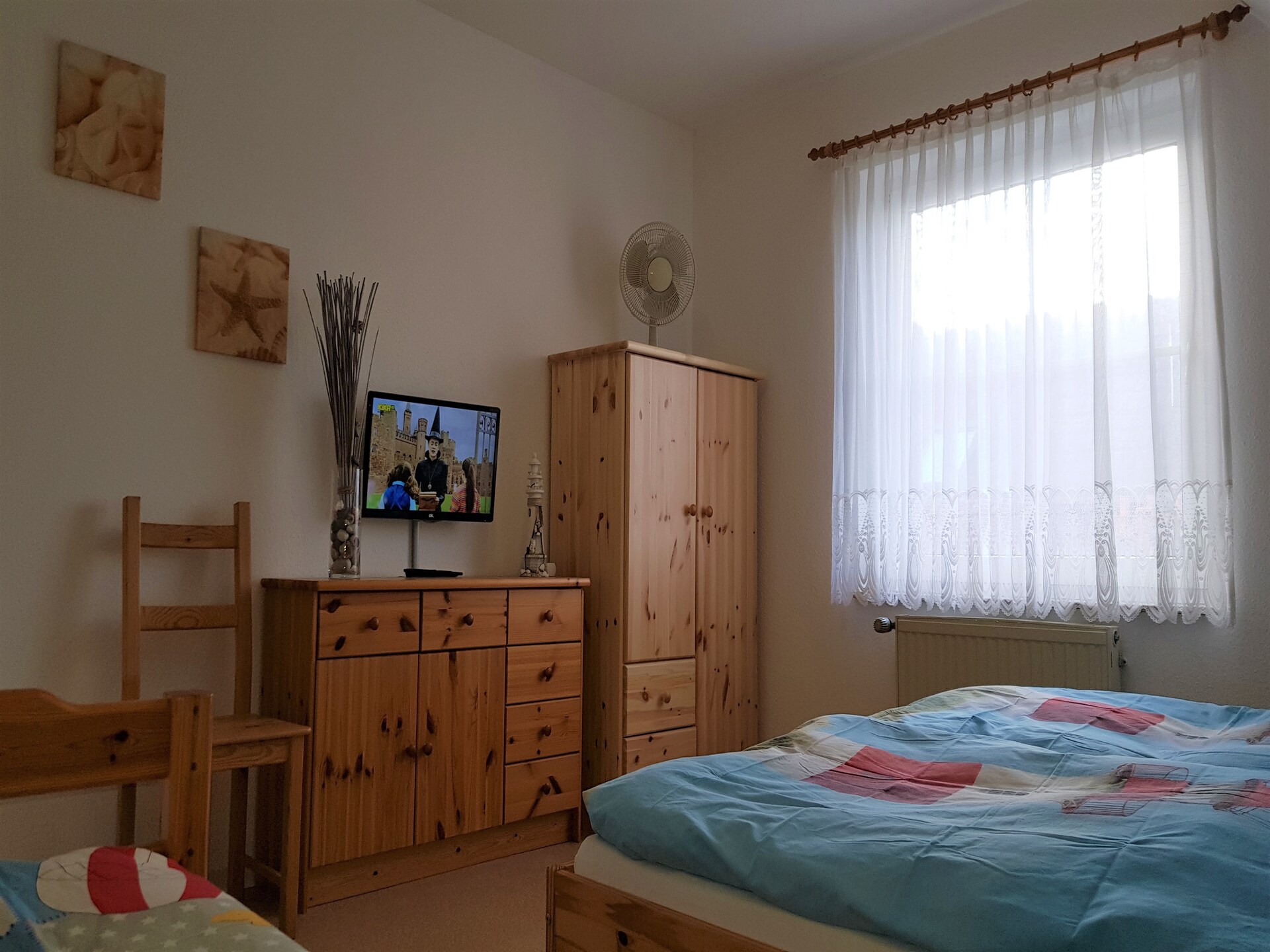 Ruim zolderappartement voor 7 personen, op 800 meter van het strand van Zierow - foto 7