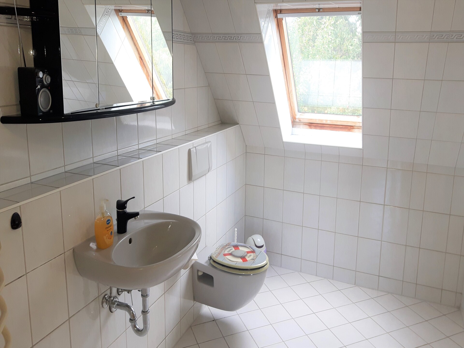 Ruim zolderappartement voor 7 personen, op 800 meter van het strand van Zierow - foto 14