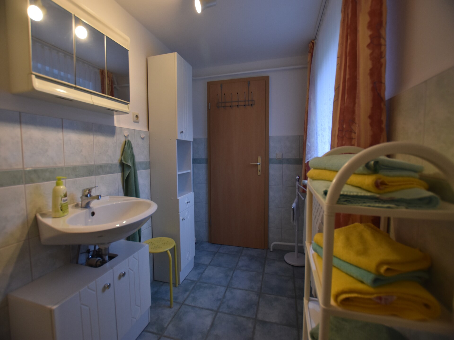 Knus souterrain-appartement in Klütz, 3 km van strand Boltenhagen - foto 5
