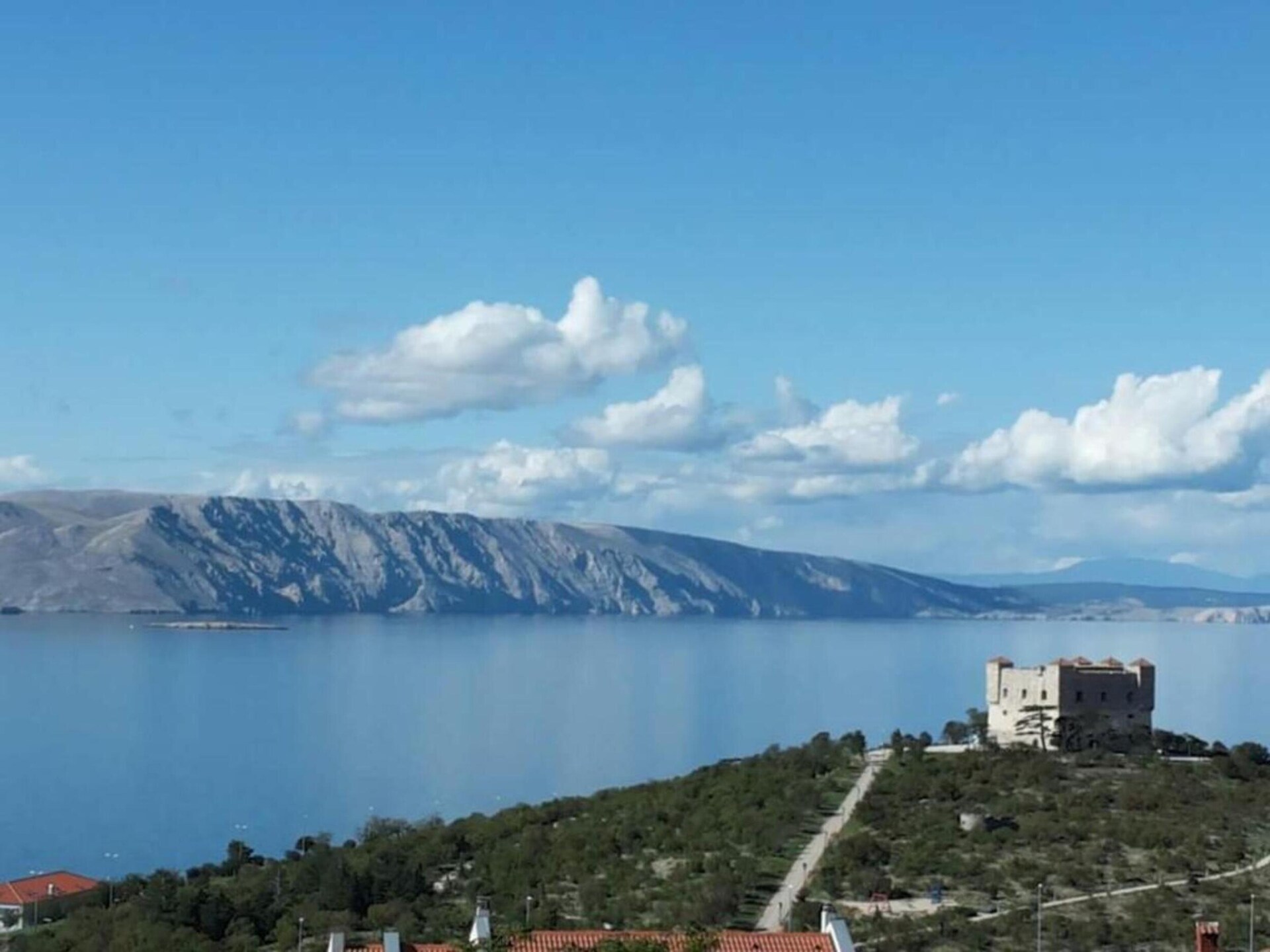 Knus appartement met zwembad en zeezicht in Senj - foto 27