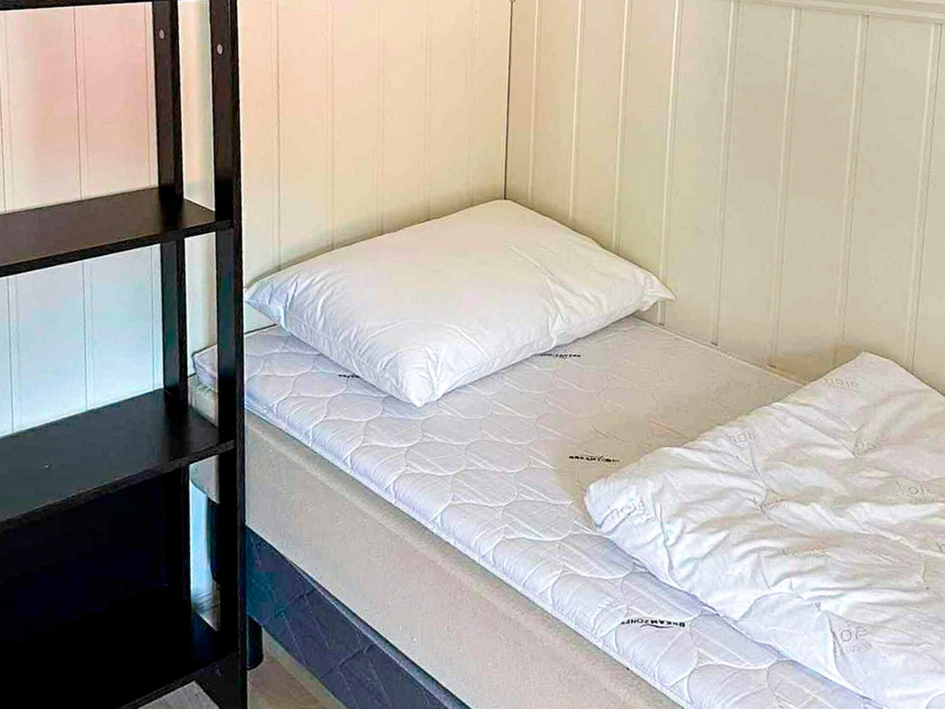4-persoons vakantiehuis in Urangsvåg nabij het meer - foto 24