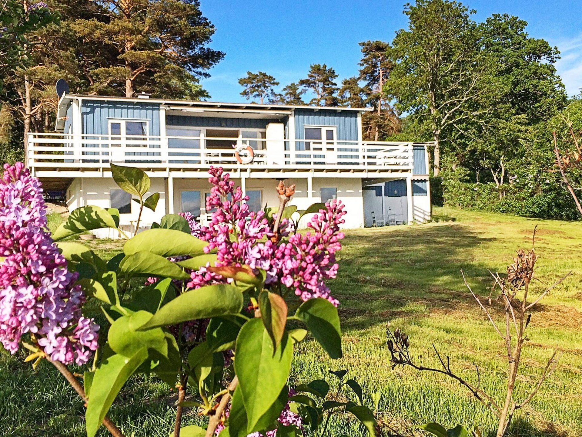 Ruim vakantiehuis direct aan zee met eigen steiger in Ljungskile - foto 5