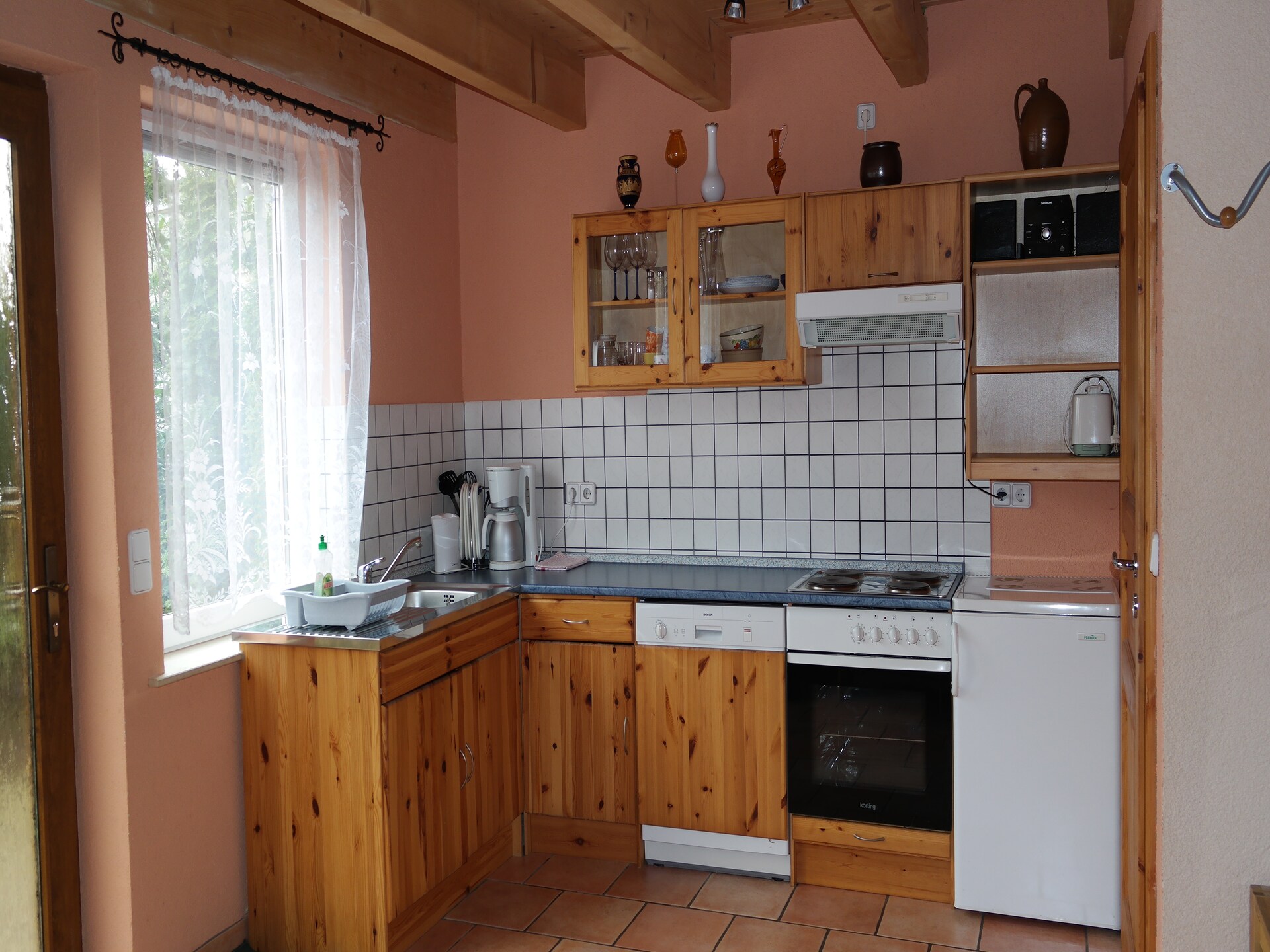 Vrijstaande bungalow op het platteland met WiFi, nabij Oostzeestrand - foto 4