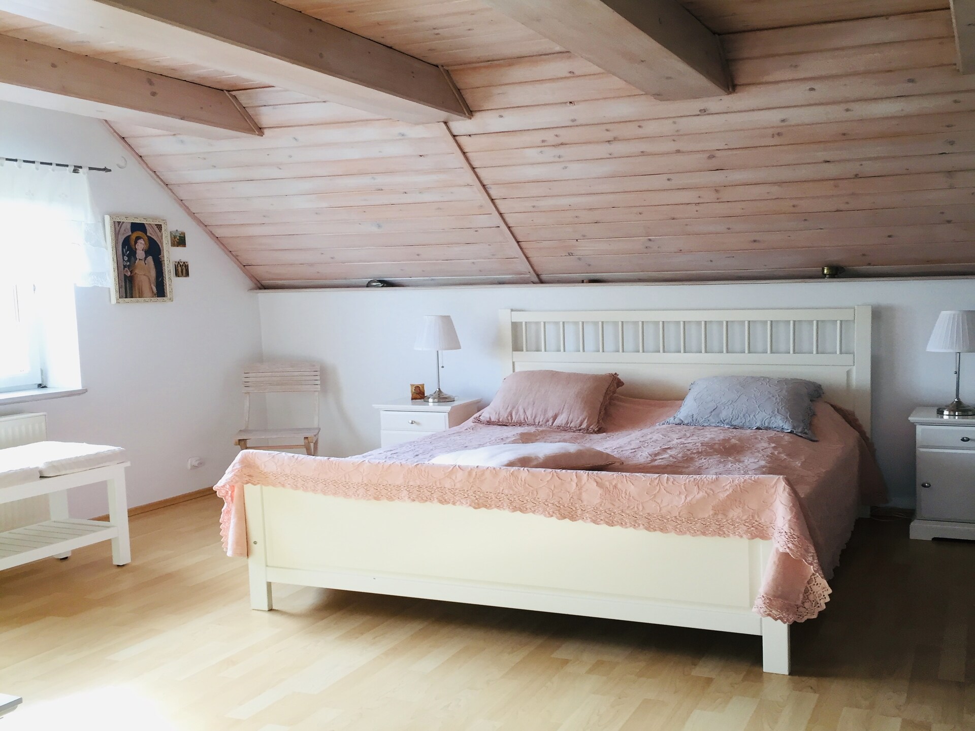 Bosrijk vakantiehuis met sauna en uitzicht op het meer in Łyśniewo Sierakowickie - foto 13