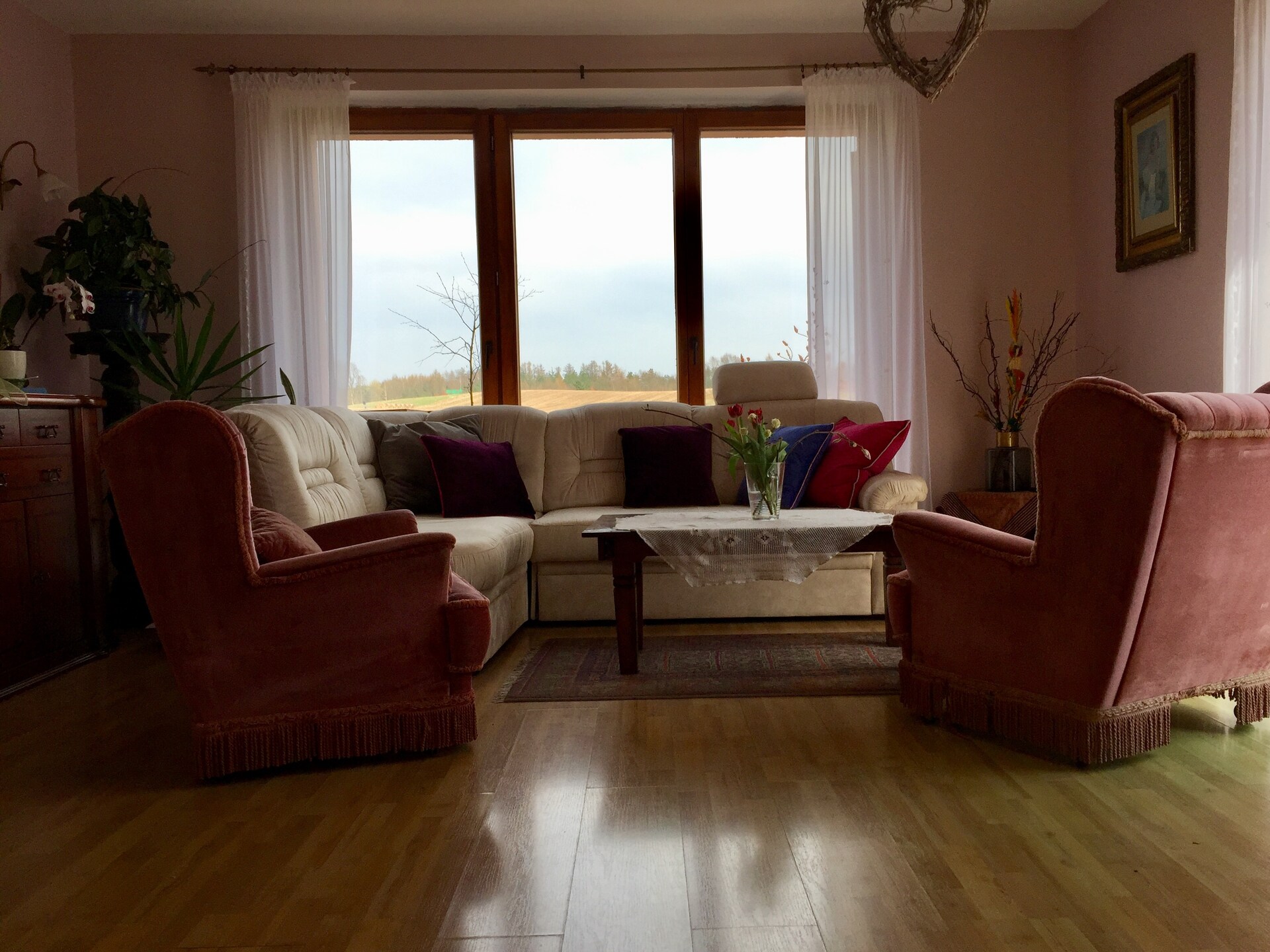 Bosrijk vakantiehuis met sauna en uitzicht op het meer in Łyśniewo Sierakowickie - foto 10