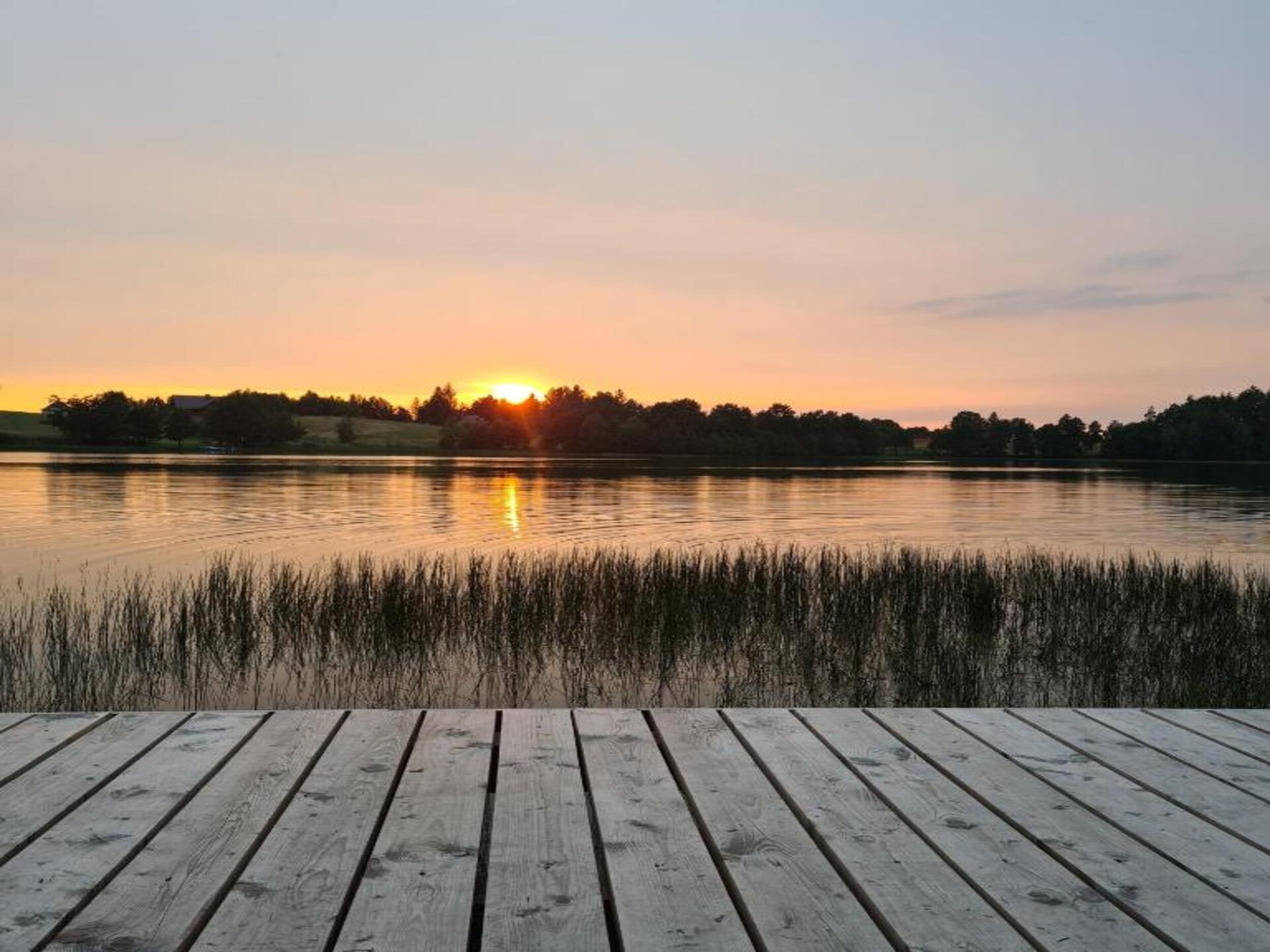 Bosrijk vakantiehuis met sauna en uitzicht op het meer in Łyśniewo Sierakowickie - foto 34