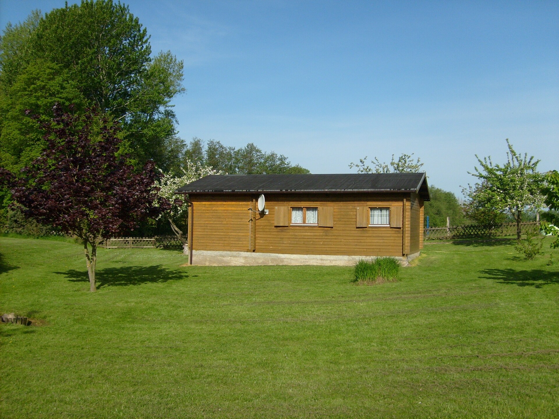 Knusse houten bungalow voor 2 met tuin, 2,5 km van het strand - foto 15