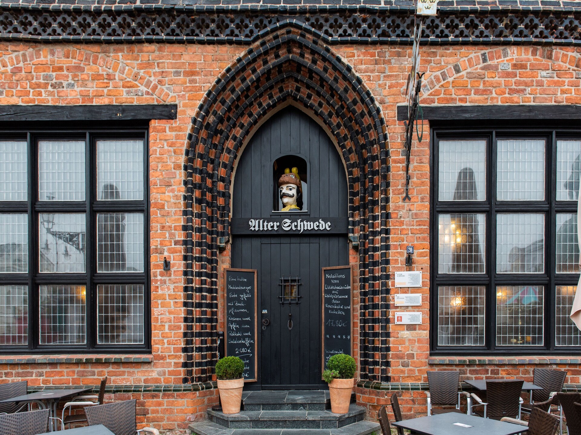 Op 1,0 km van het centrum: charmant appartement in Wismar - foto 23