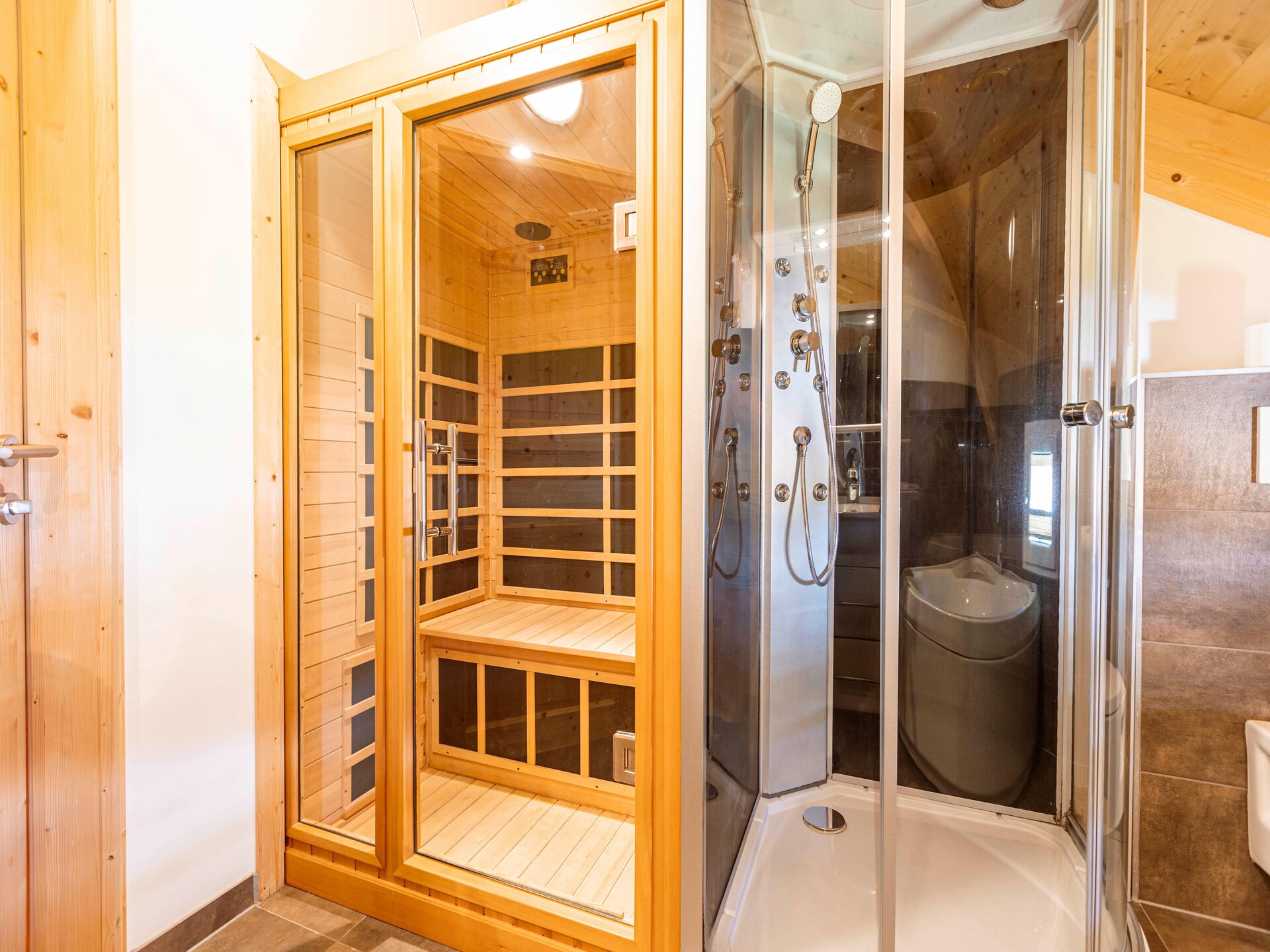 Aan de piste: Luxe chalet voor 8 personen in Sankt Georgen am Kresichberg · 100 m² - foto 24