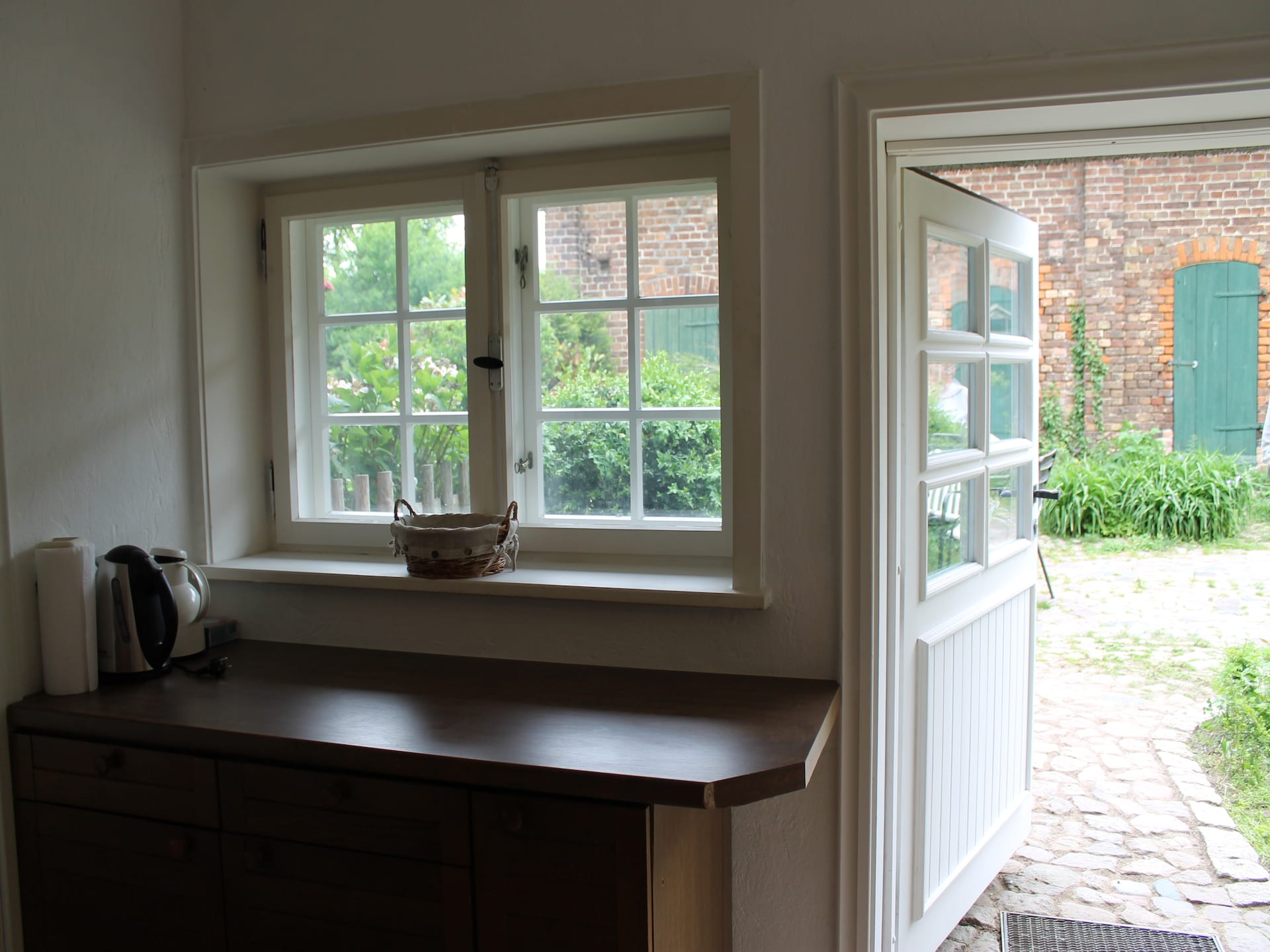 Knus appartement in Reddelich met tuin, BBQ & Wi-Fi, 9 km van strand - foto 14