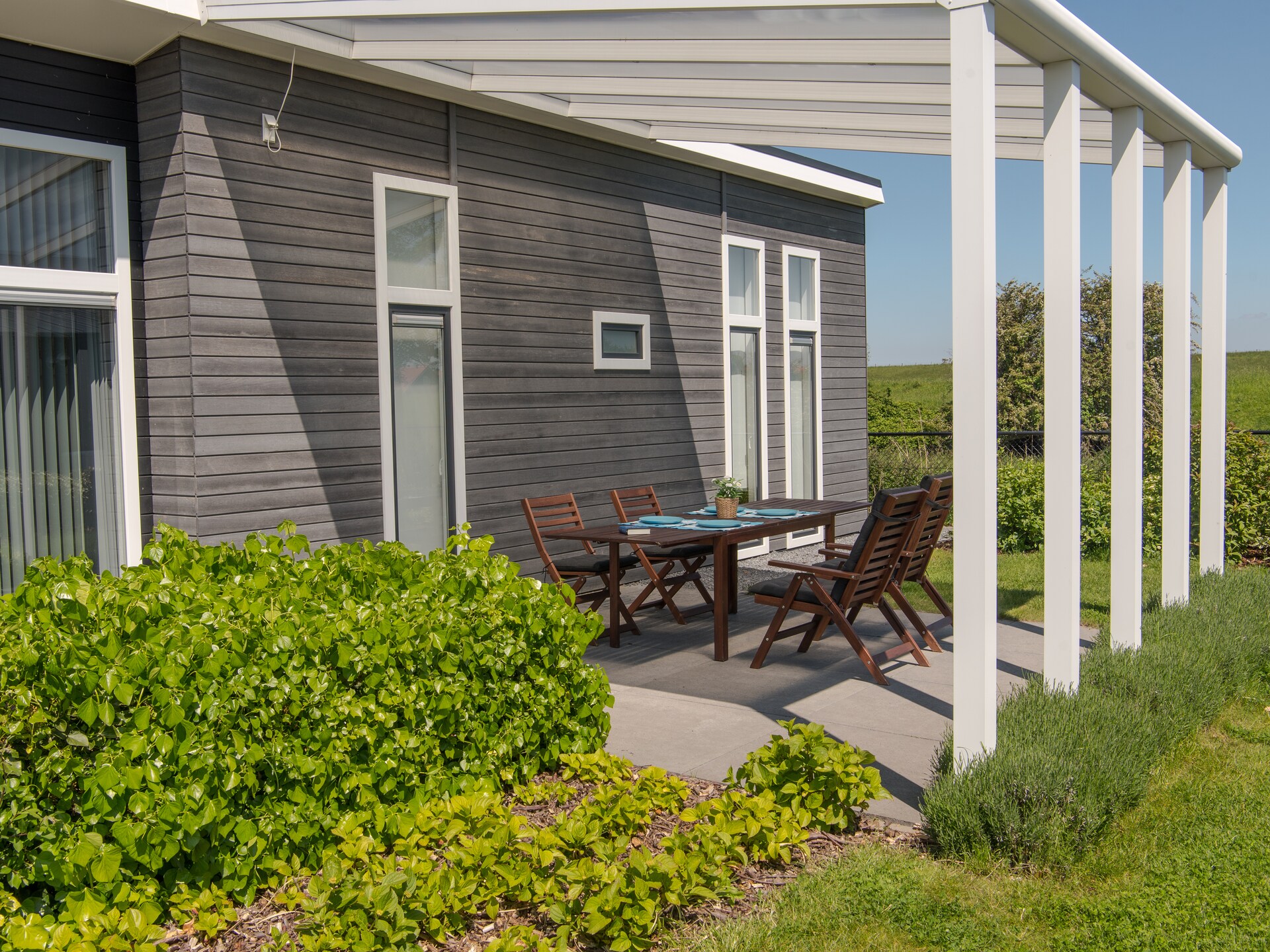 Modern vakantiehuis op Oosterschelde Water Resort in Wemeldinge - foto 9