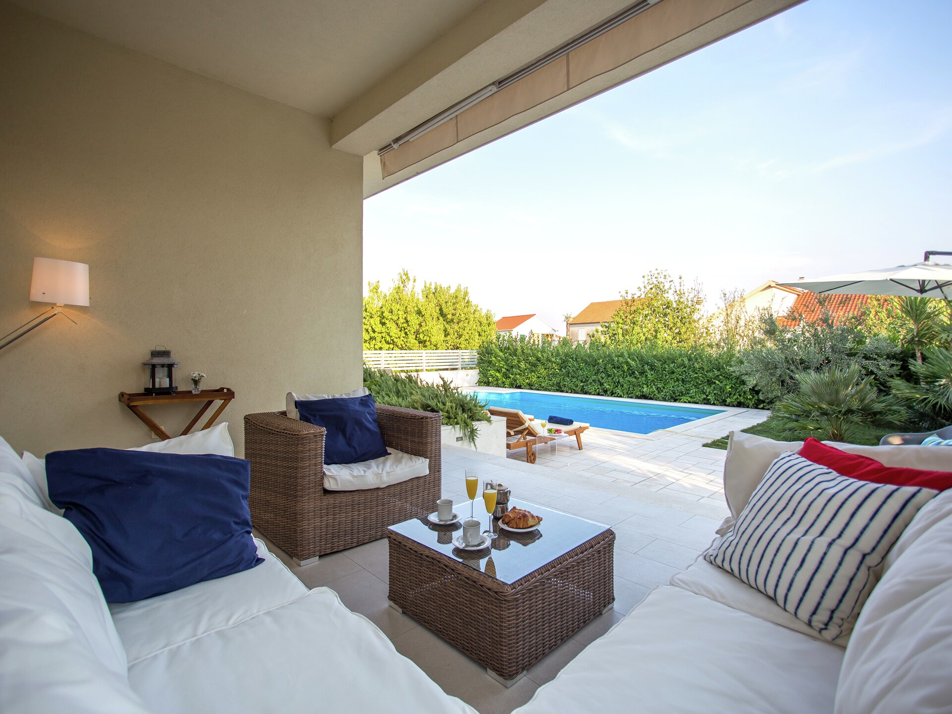 Aan zee: Ruime villa met privézwembad in Kaštel Štafilić - foto 27