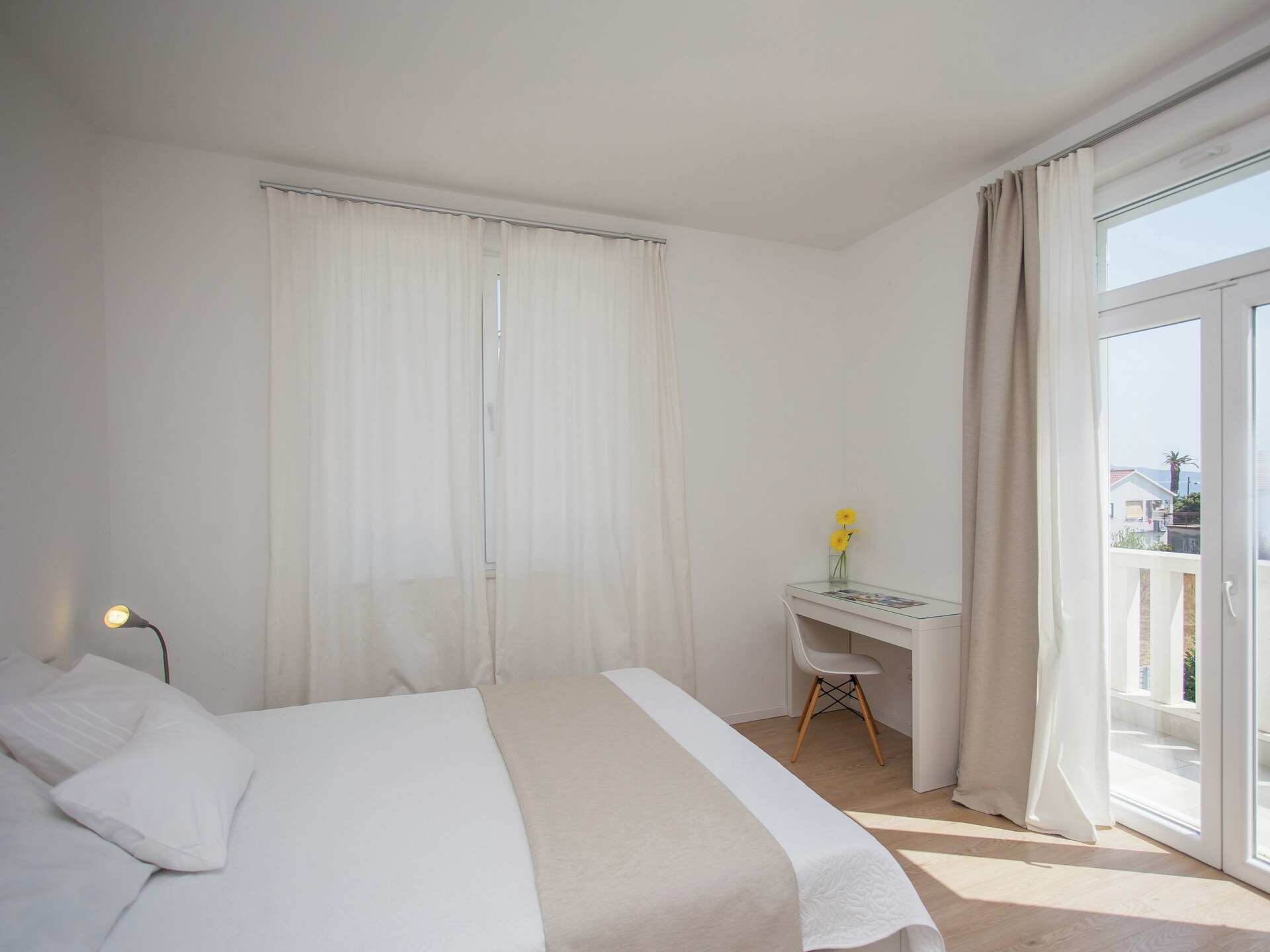 Aan zee: Ruime villa met privézwembad in Kaštel Štafilić - foto 17