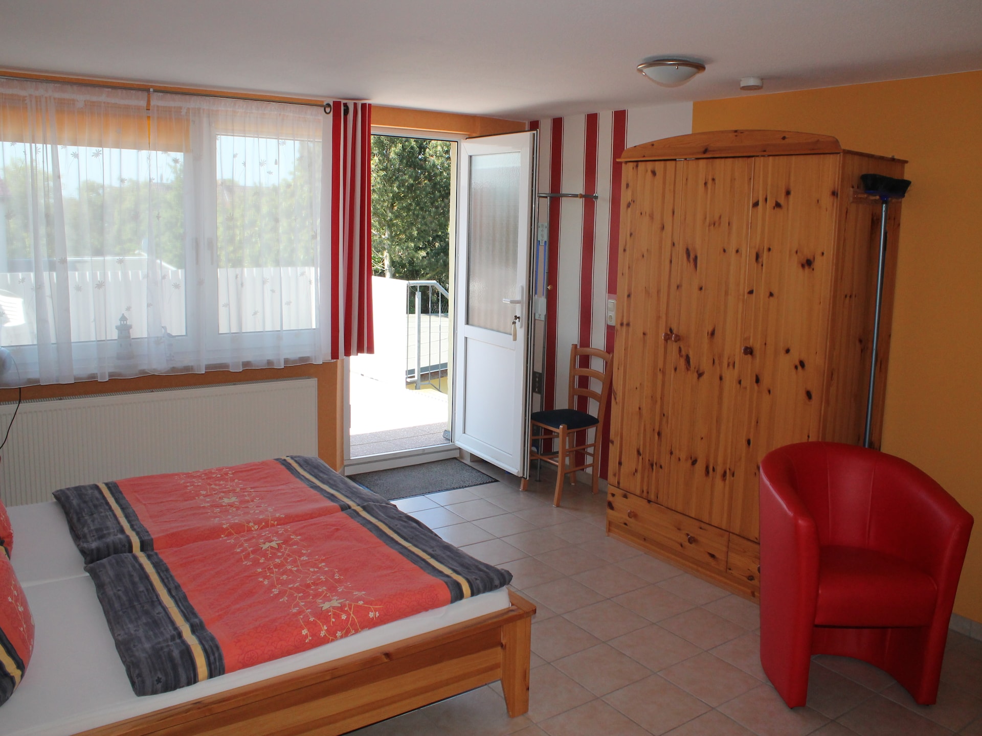 Op 600 m van het strand: Knus appartement in centrum Ostseebad Rerik - foto 10