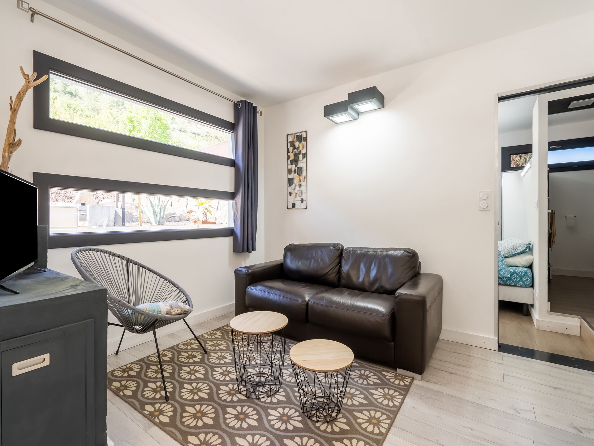 Lichtrijke villa met privézwembad nabij Les Vans - foto 2