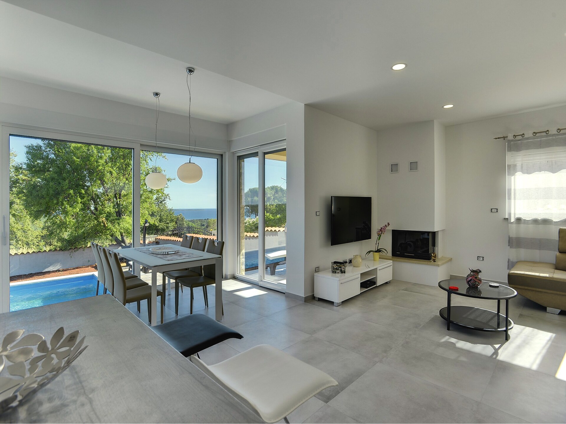 Villa White: Moderne vrijstaande villa met privézwembad en sauna bij Barbariga - foto 24