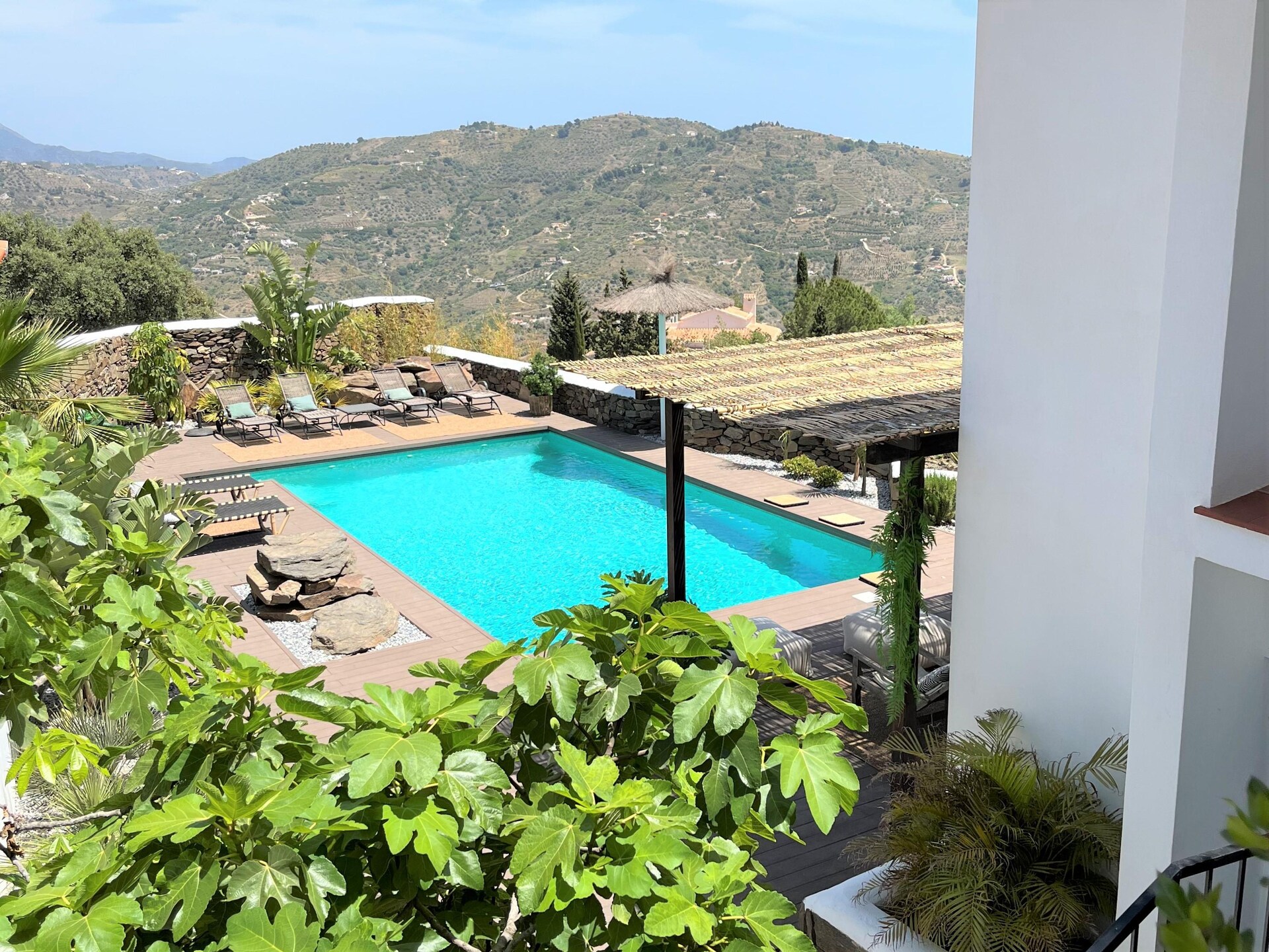 Villa Aurora: Heuveltopvilla met weids zeezicht en privézwembad in Sayalonga - foto 1