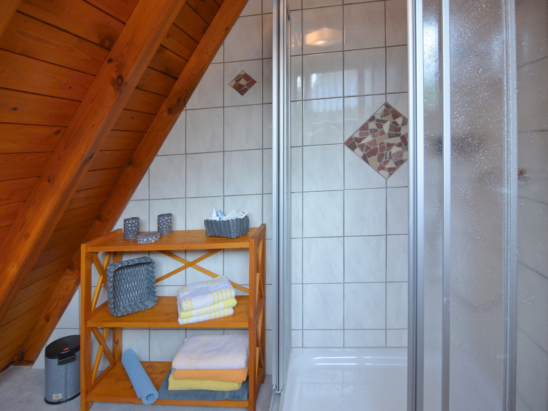 Vrijstaand A-frame vakantiehuis Christina in bosrijk Sauerland - foto 13