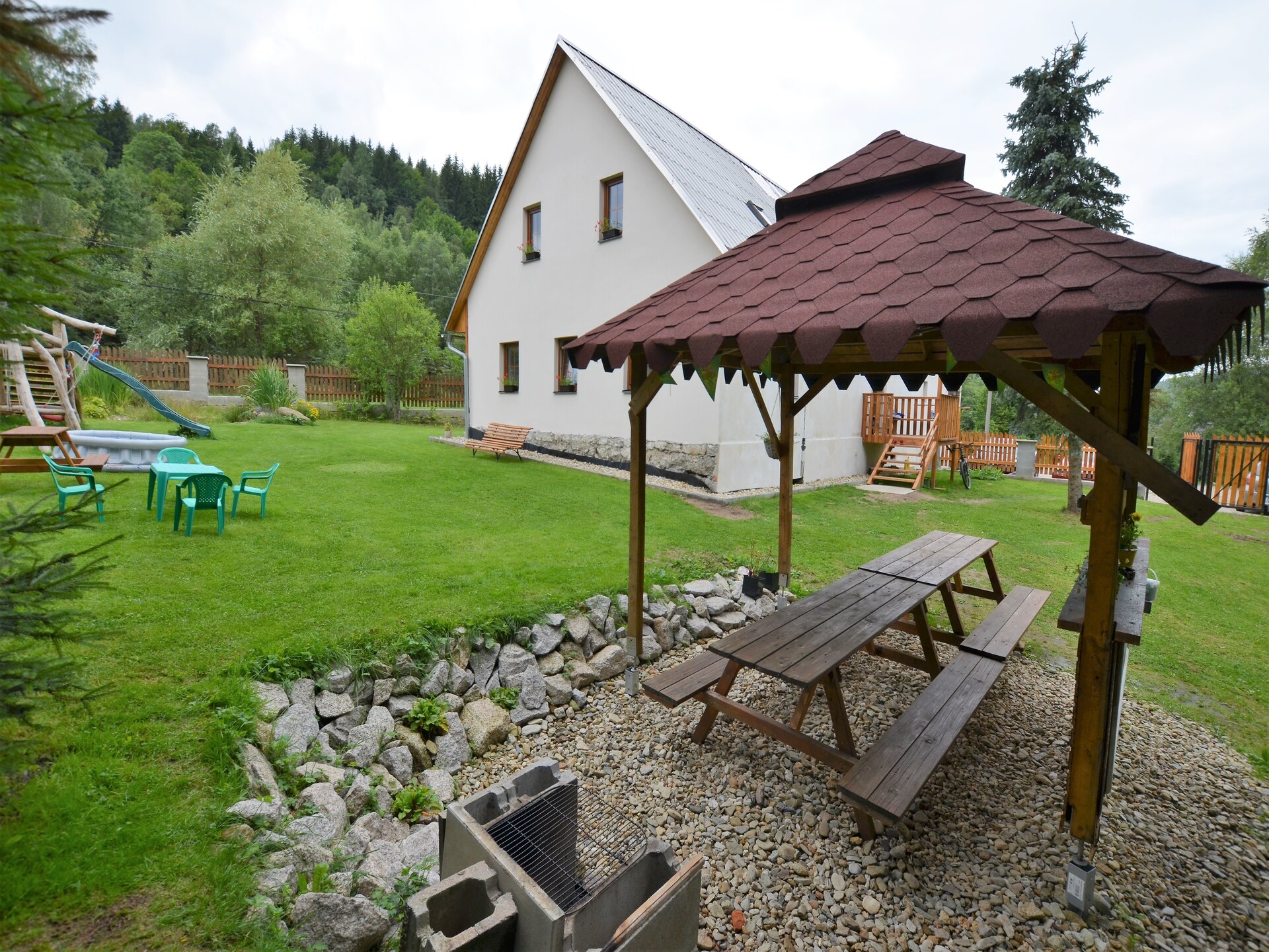 Ruim vakantiehuis Monika voor 14 personen bij Liberec met tuin en sauna - foto 16
